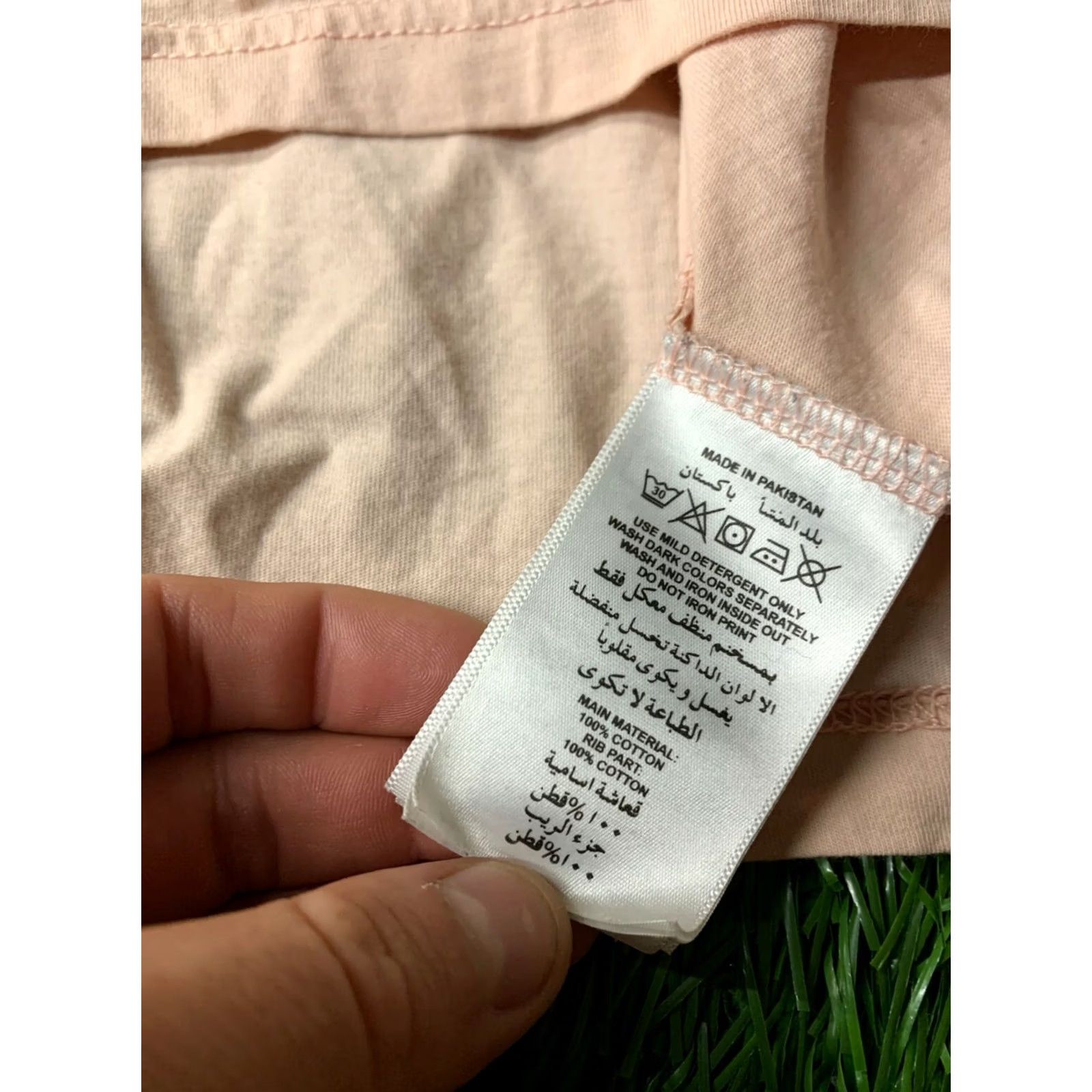 Adidas ADIDAS ORIGINAL T-SHIRT Mens CLASSIC Peach and White SIZE XXL CASUAL SHIRT JERSEY Size US XXL / EU 58 / 5 - 6 Thumbnail
