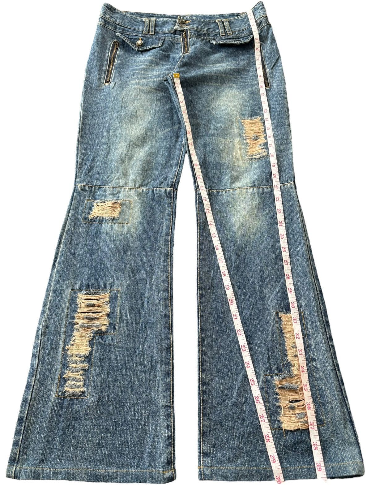 Tornado Mart Vintage Japanese Brand Distressed Patched Flare Jeans Size 32" / US 10 / IT 46 - 10 Thumbnail