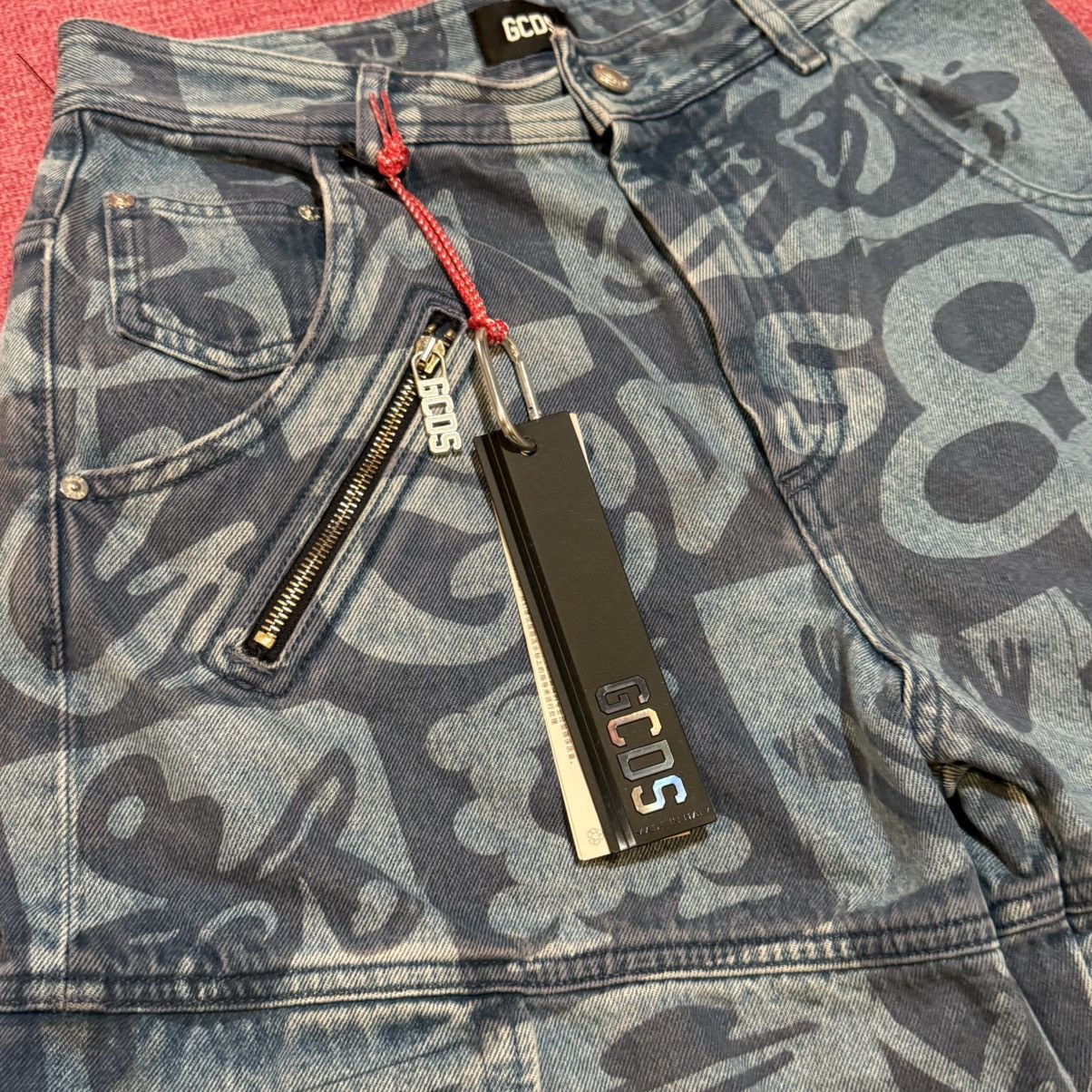 GCDS GCDS Wear Shorts Size US 32 / EU 48 - 4 Thumbnail