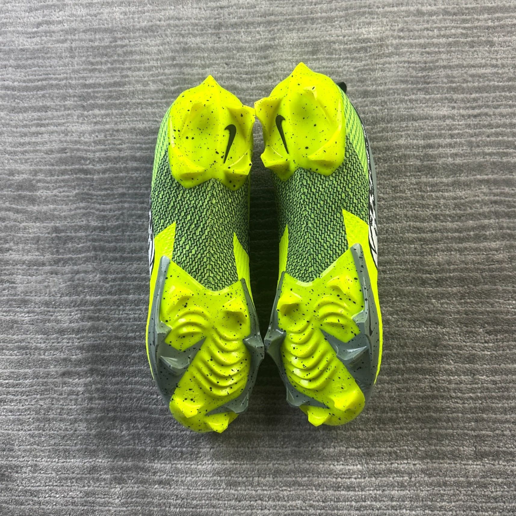 Nike Nike Vapor Edge Speed 360 2 Volt Grey Football Cleats Men's 10 FB8446-303 Size US 10 / EU 43 - 4 Thumbnail