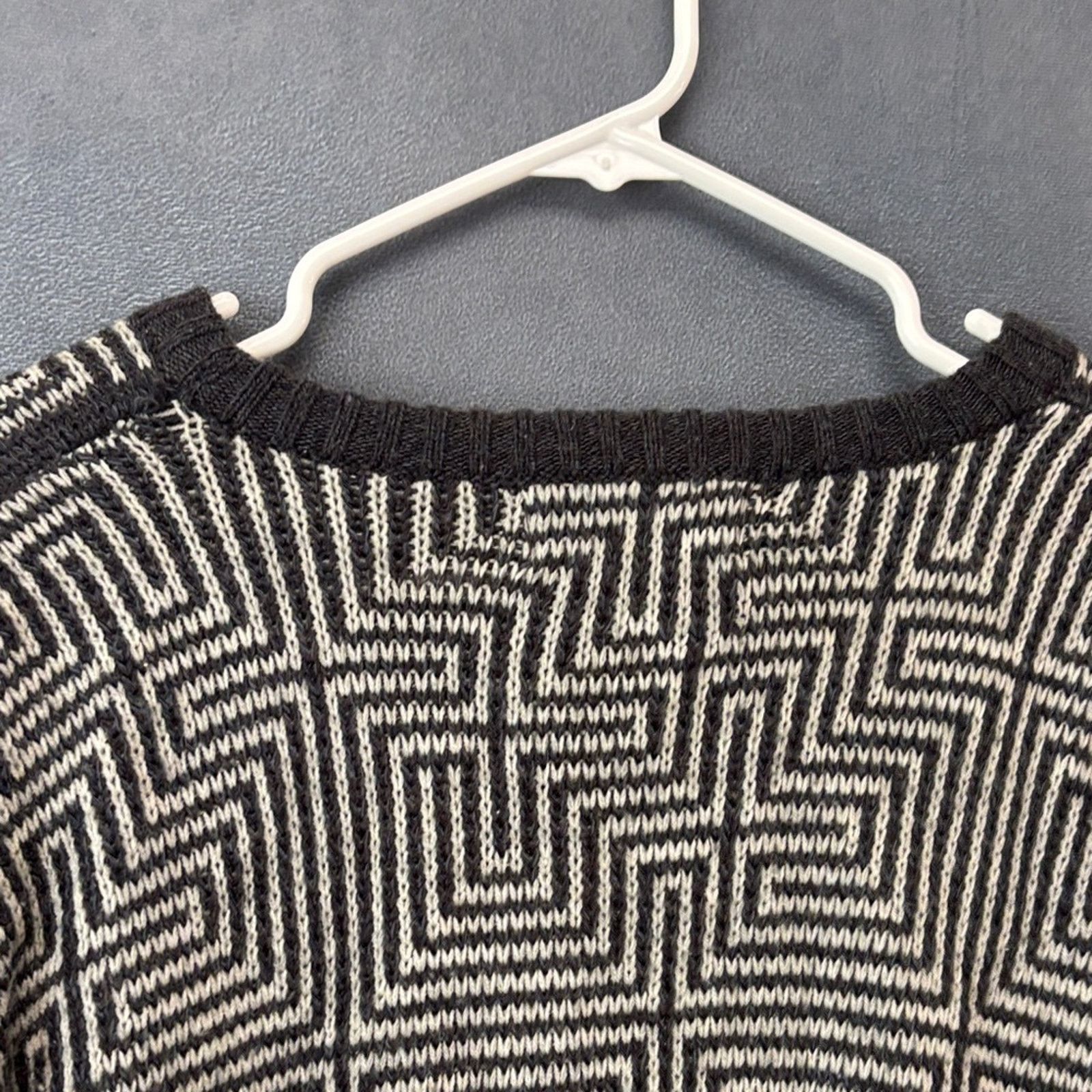 Other Vintage TJW by Mervyn’s Geometric Maze Pattern Knit Sweater Size US M / EU 48-50 / 2 - 8 Thumbnail