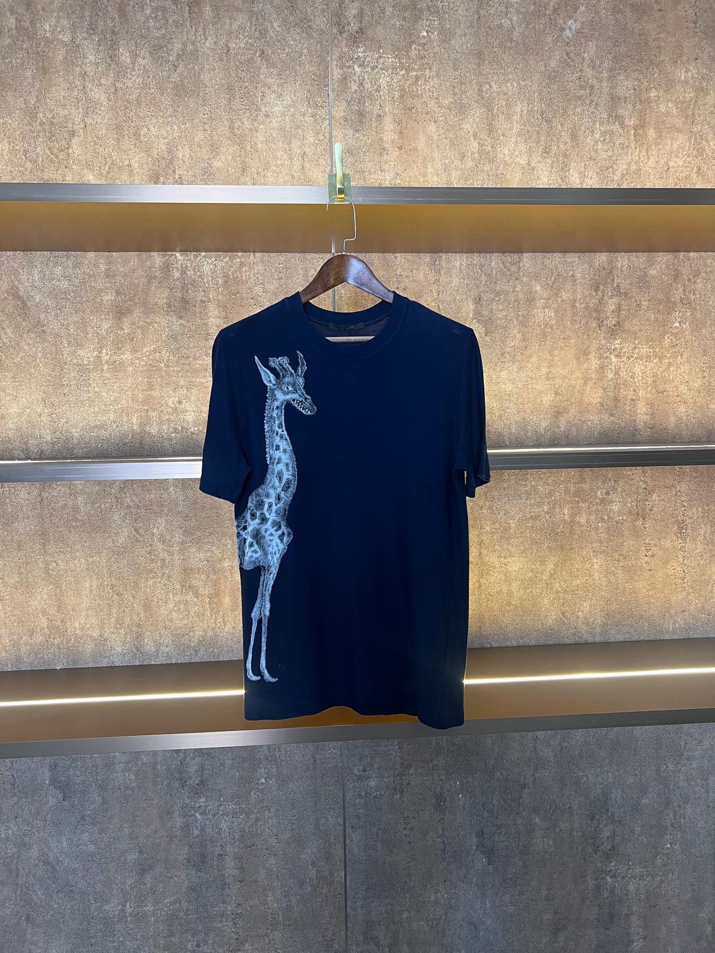 Louis Vuitton Louis Vuitton Dark Blue Giraffe Short Sleeve Size US M / EU 48-50 / 2 - 1 Thumbnail