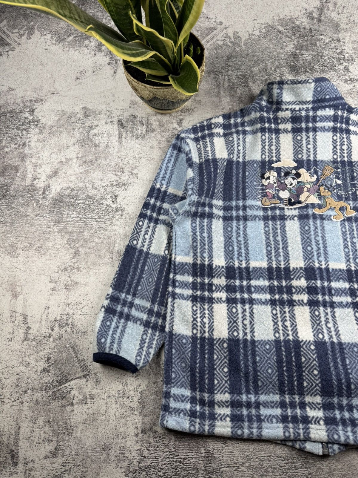 Disney Disney Store 90s Vintage Zip Plaid Preppy New Year Cozy Fleece Jacket Pullover Size US L / EU 52-54 / 3 - 3 Thumbnail