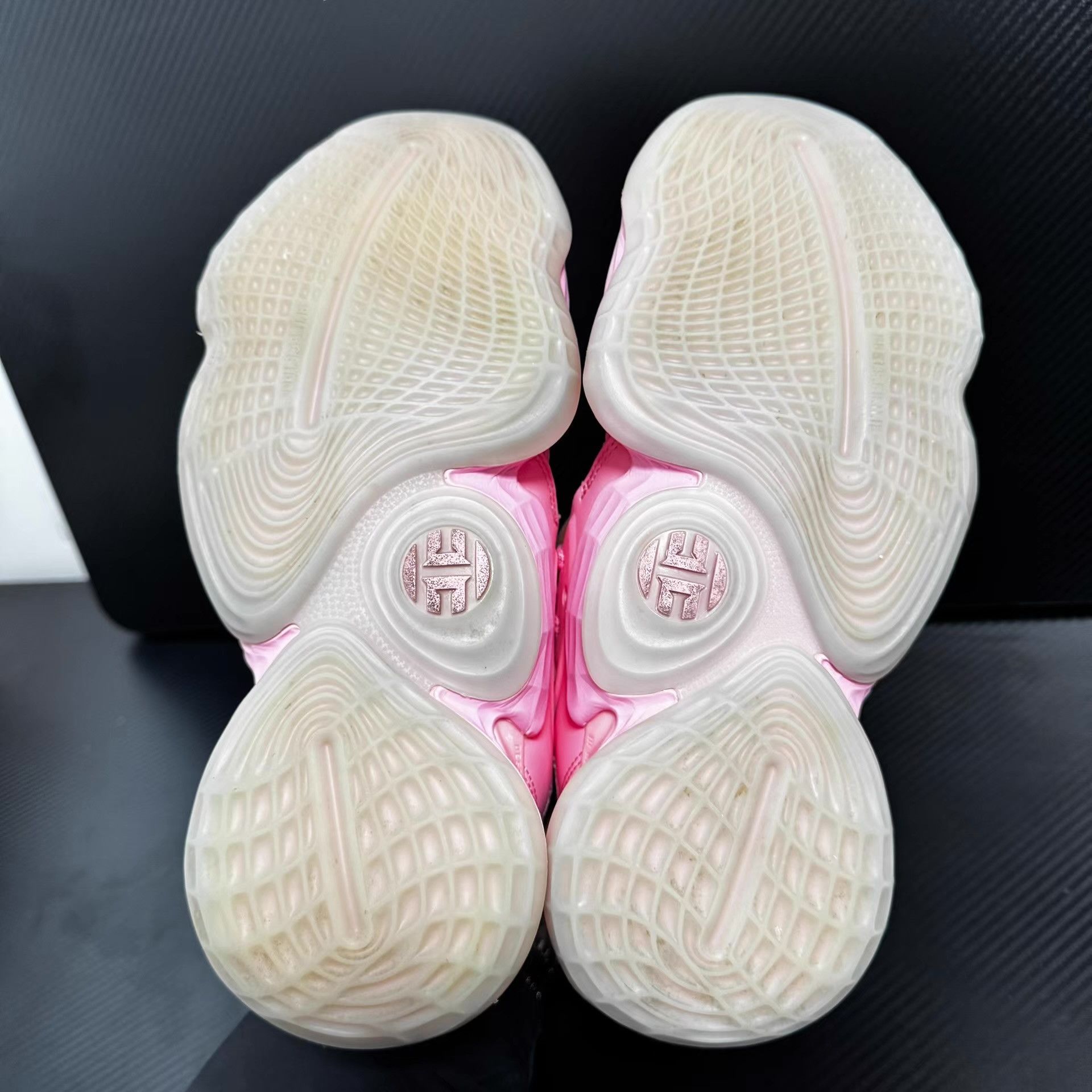 Adidas Adidas Harden Vol.4 Q10 Size US 9 / EU 42 - 2 Thumbnail