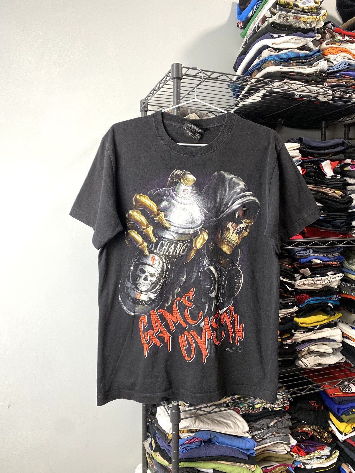 Band Tees 00’s Vintage Game Over Skull Graffiti T Shirt Size US M / EU 48-50 / 2 - 1 Thumbnail