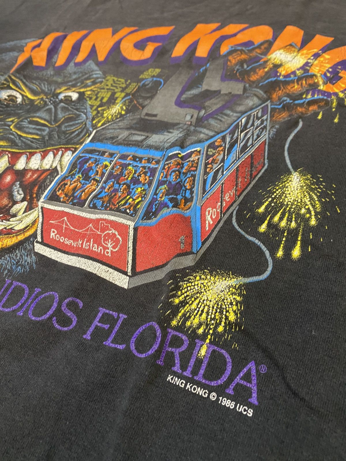 Universal Studios Rare! 1985 KING KONG Universal Studios Movie Sunfaded Tee Size US L / EU 52-54 / 3 - 1 Thumbnail