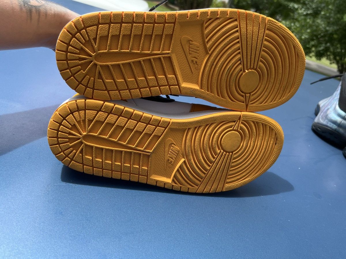 Jordan Brand Jordan 1 reverse yellow toe Size US 10 / EU 43 - 3 Thumbnail