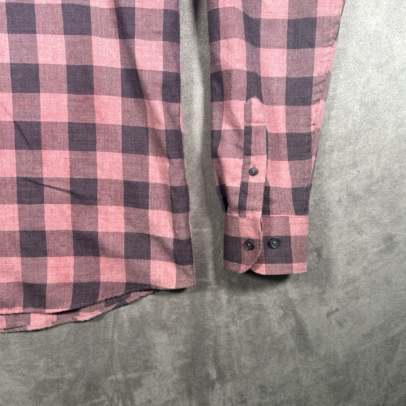 TravisMathew VINTAGE Travis Mathew Plaid Shirt Half Moon Bay Heather Roan Rouge Mens L Size US L / EU 52-54 / 3 - 3 Thumbnail