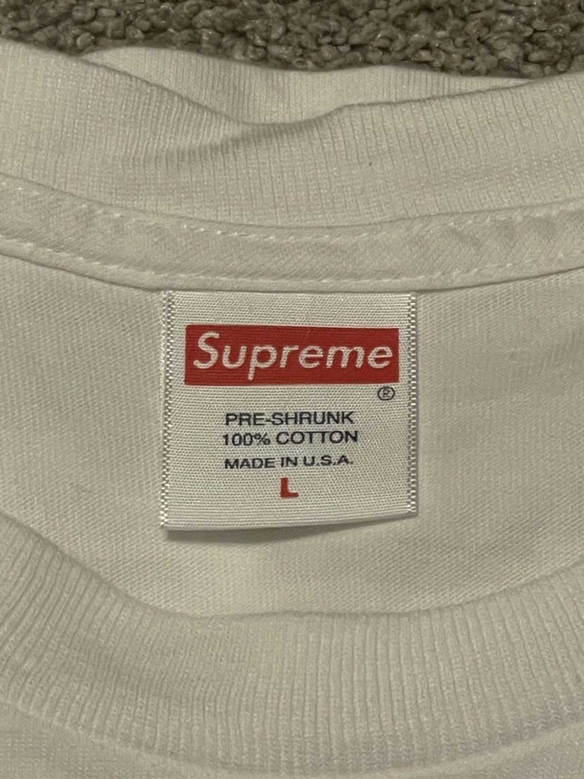 Supreme Supreme Eat me Christmas Tee Size US L / EU 52-54 / 3 - 4 Thumbnail
