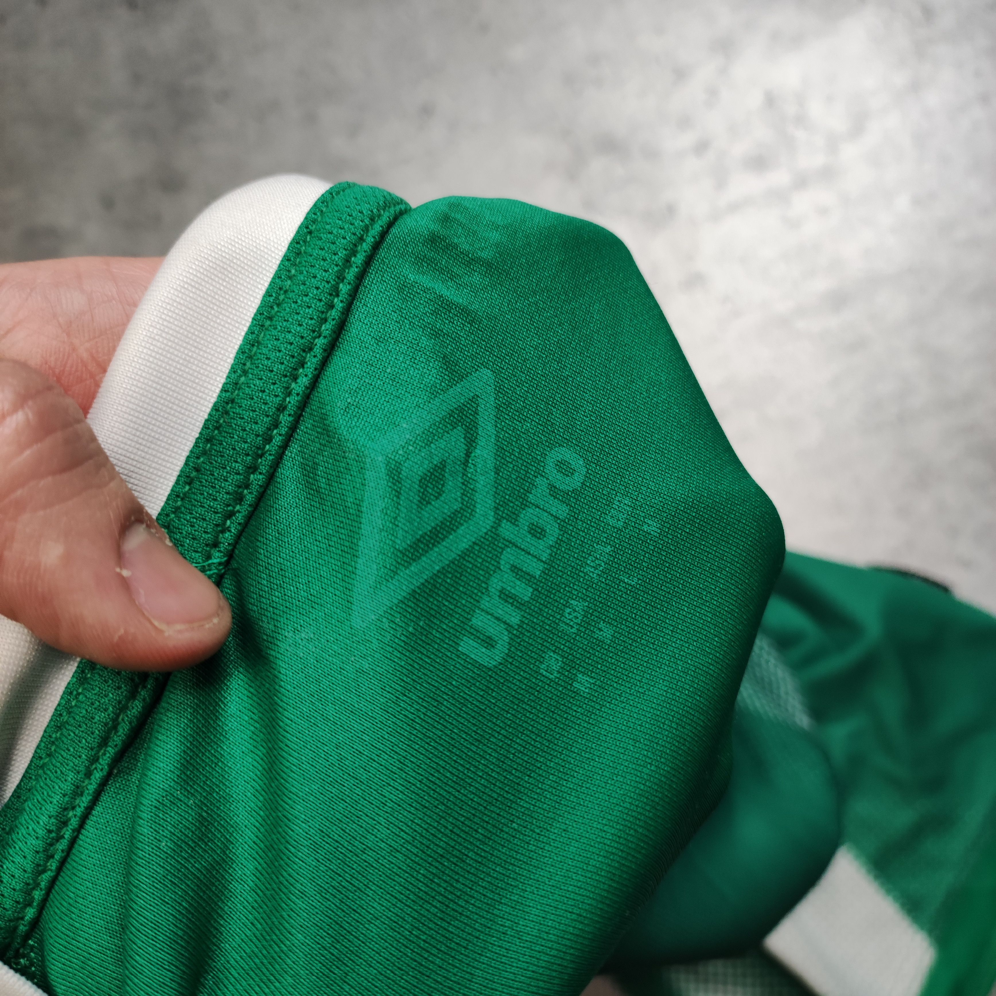 Other RARE Umbro x Werder Bremen 2022/23 Home Football Jersey Size US M / EU 48-50 / 2 - 5 Thumbnail