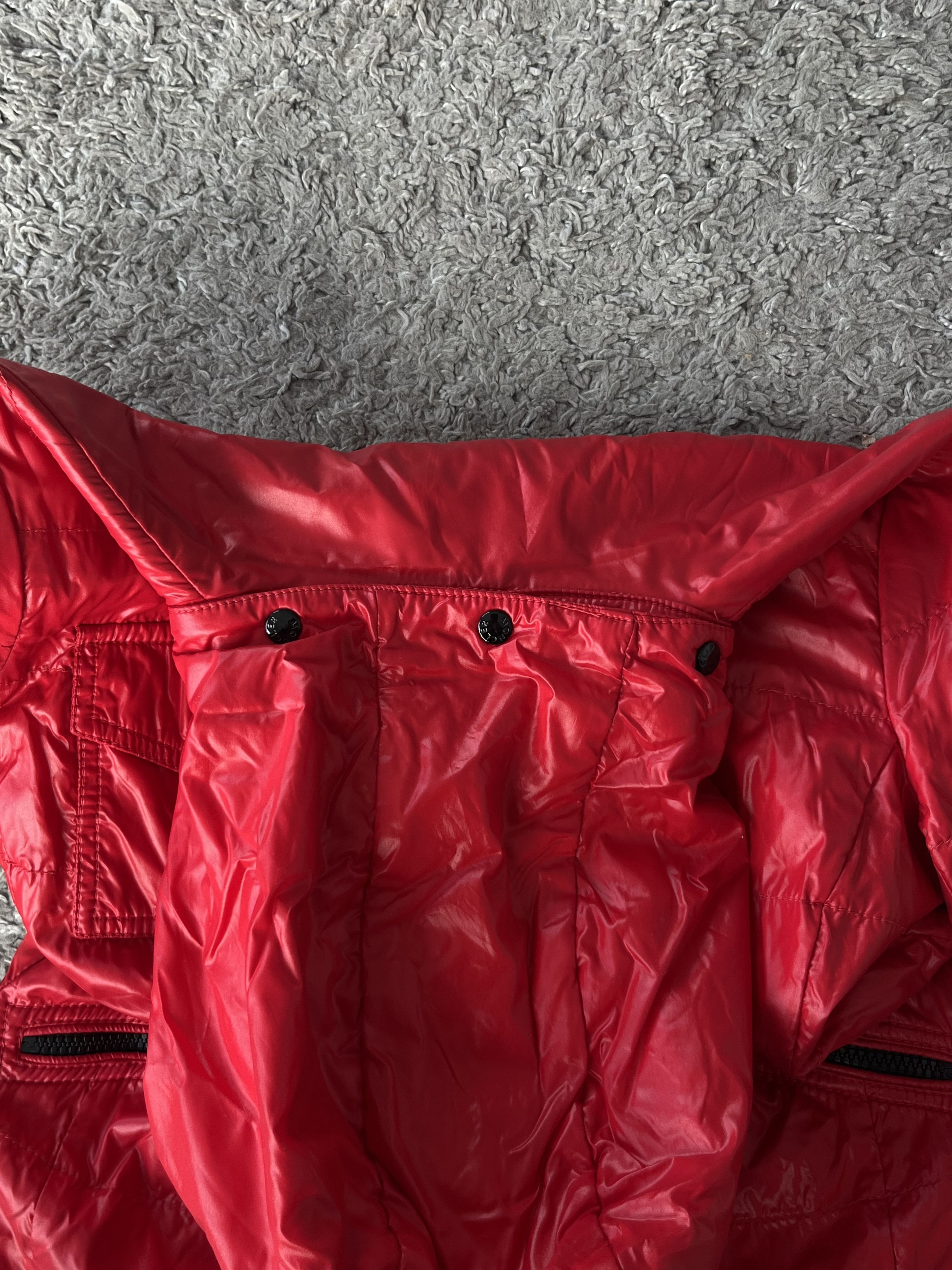 Moncler MONCLER SHINY Vintage Women Light Jacket Big Logo Very Rare Size M / US 6-8 / IT 42-44 - 11 Thumbnail