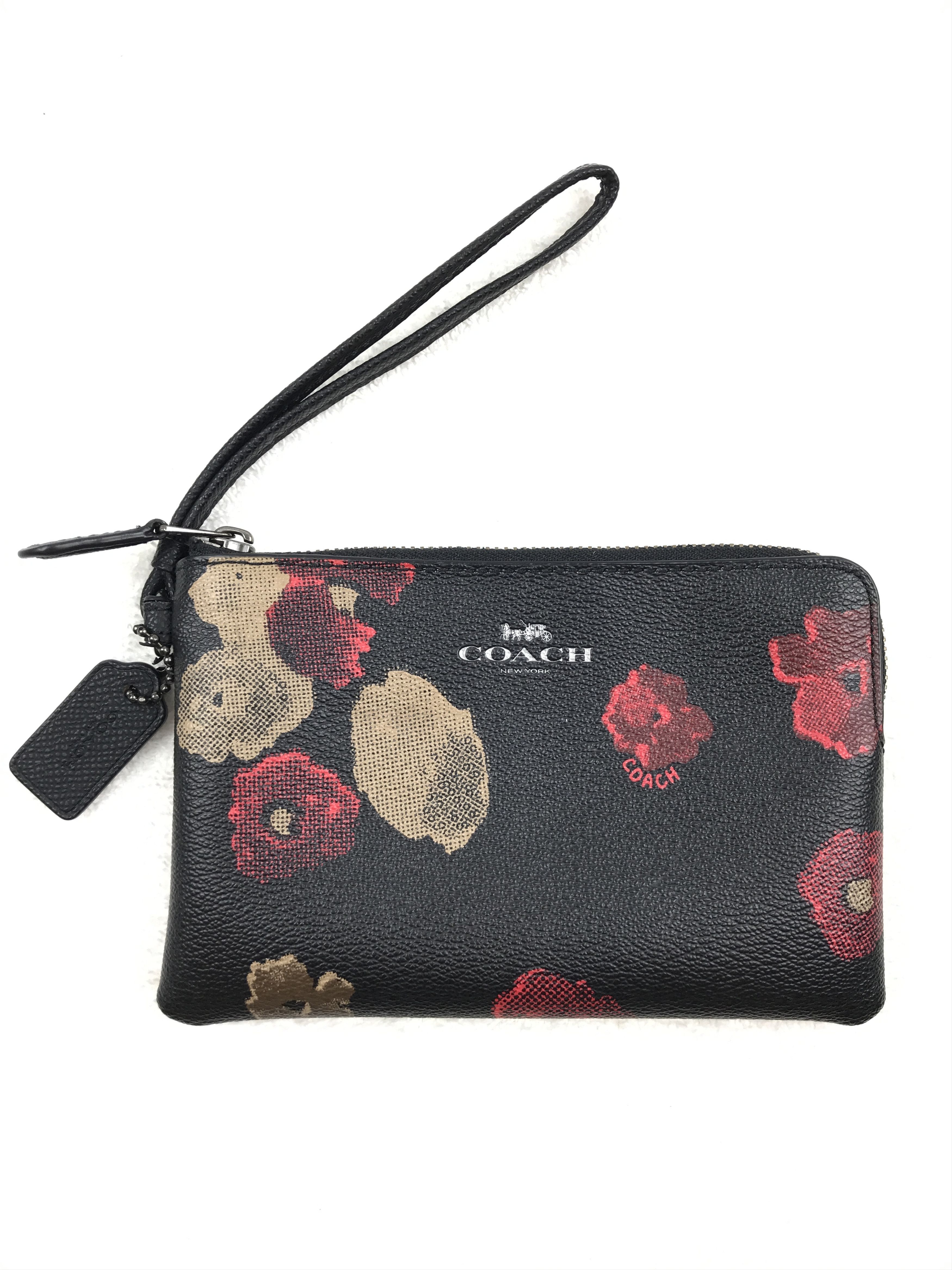 Coach × Designer × Vintage Coach Corner Zip Wristlet in Black And 