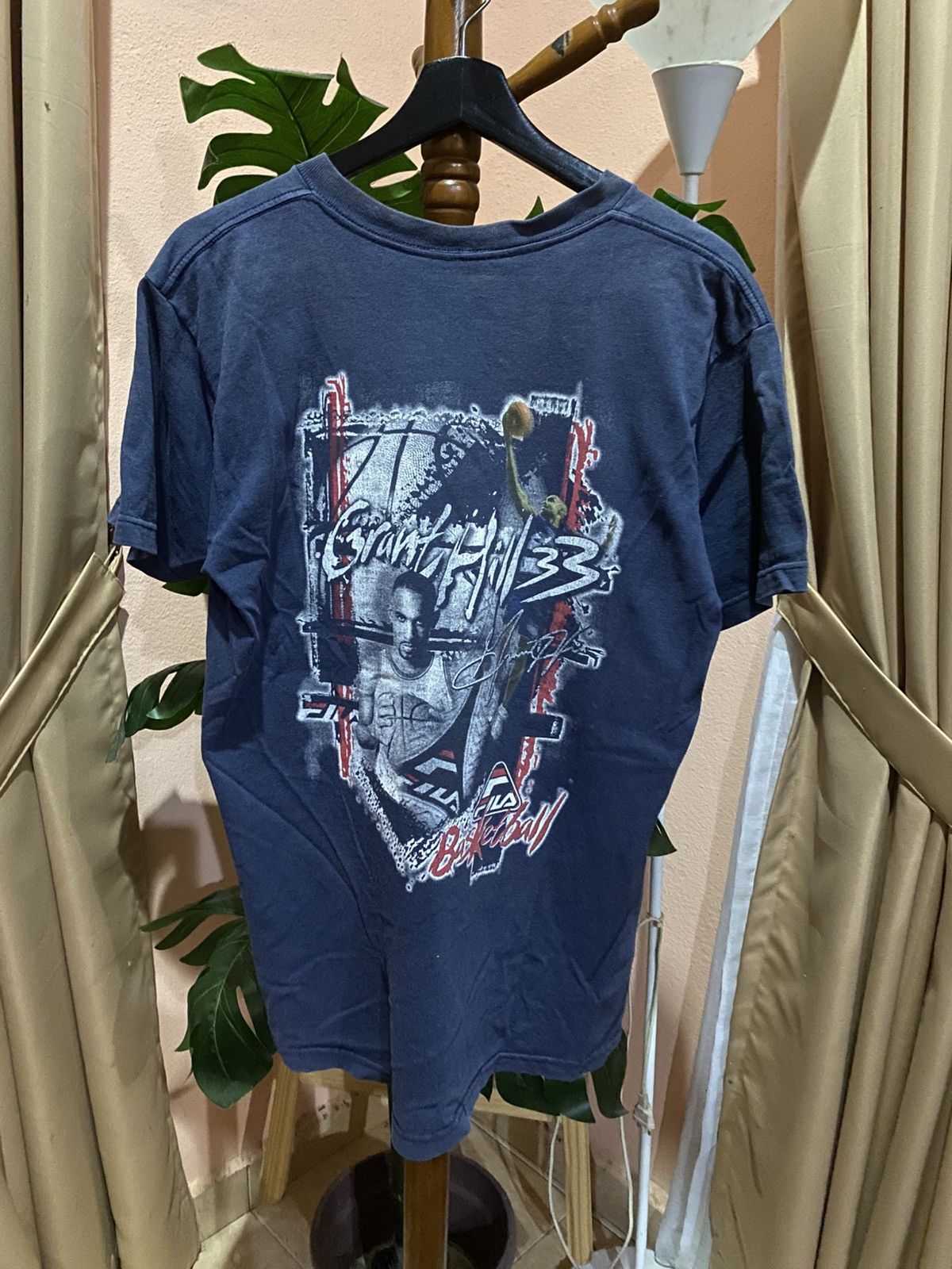 Fila Vintage Grant Hill Fila Basketball Graphic Tee Navy Blue 90s Size US M / EU 48-50 / 2 - 3 Thumbnail