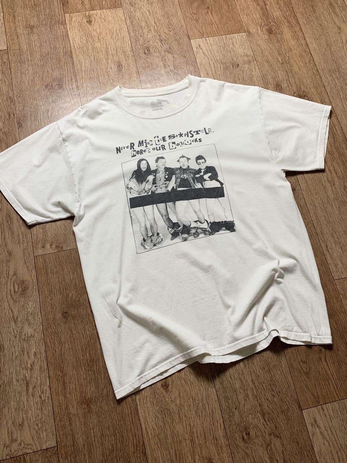 Band Tees × Vintage SEX PISTOLS Vintage y2k tee Size US L / EU 52-54 / 3 - 8 Thumbnail