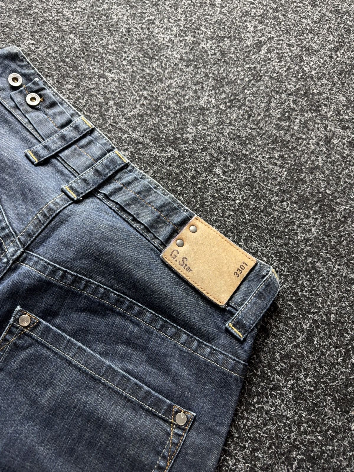 G-Star Vintage 00s G-Star 3301 Dark Wash Denim Jeans Straight Fit Size US 30 / EU 46 - 20 Thumbnail