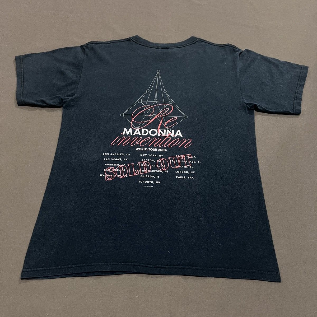 Band Tees Vintage 2004 Madonna Tour Promo Tee Faded Size US M / EU 48-50 / 2 - 8 Thumbnail