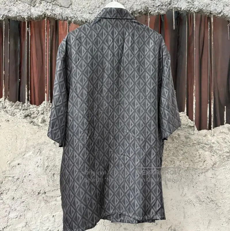 Dior Dior Gray Silk Short Sleeve Shirt . Size US M / EU 48-50 / 2 - 2 Thumbnail