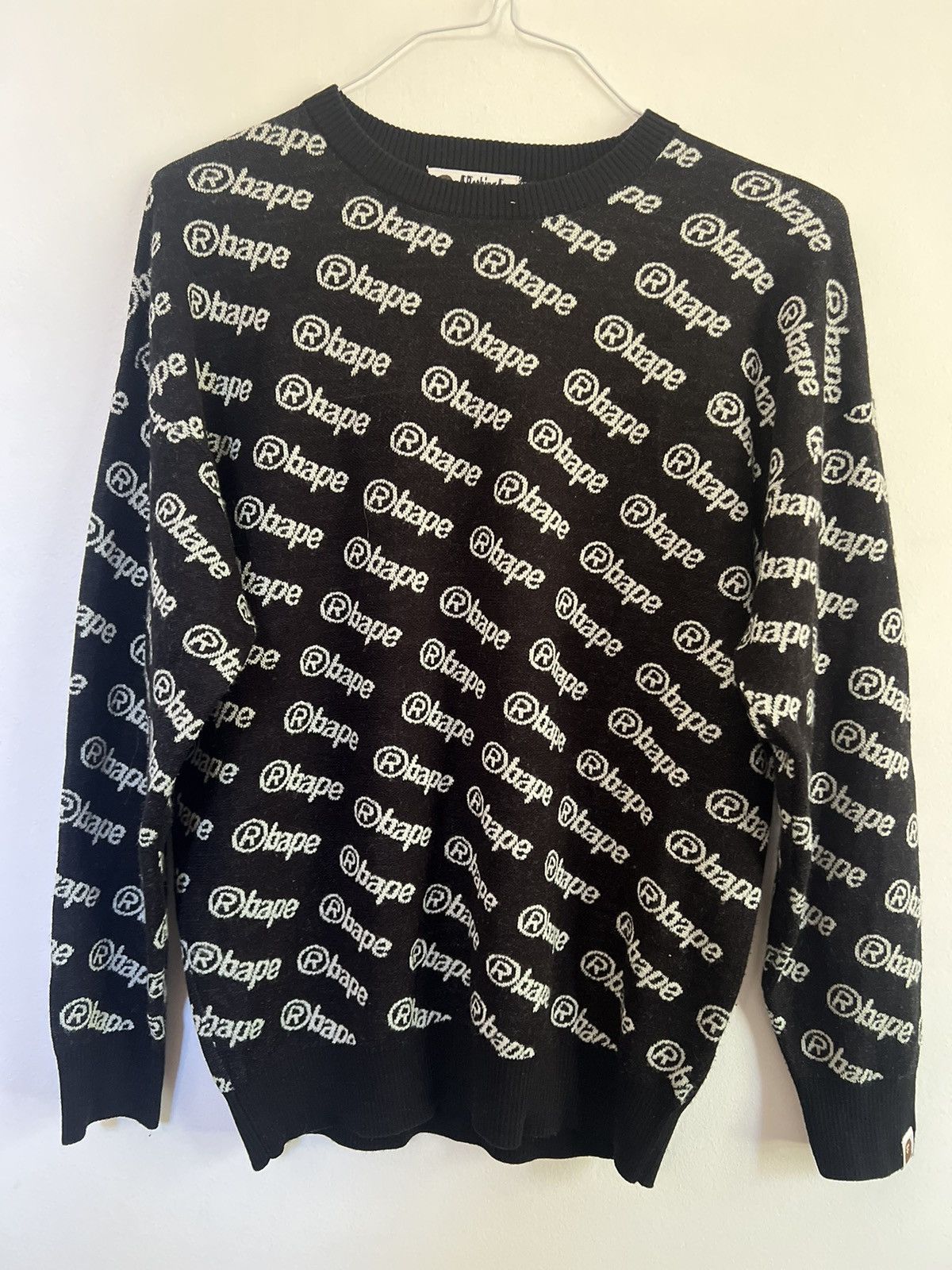 Bape Bape logo print Long sleeve knitwear Size US M / EU 48-50 / 2 - 5 Thumbnail