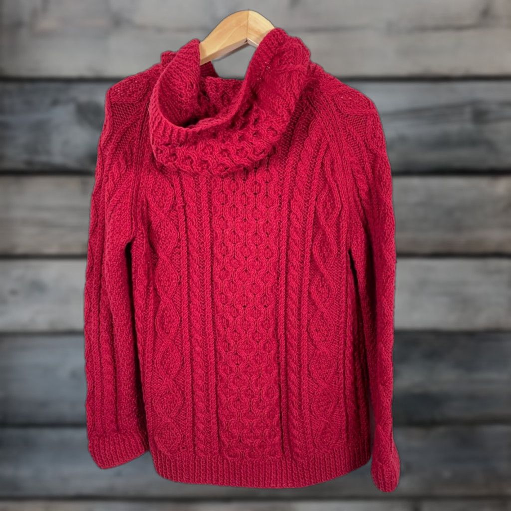 Vintage VINTAGE Unbranded Red Wool Cable Knit Hooded Sweater Women Medium Heavyweight Cardigan Crew Neck Long Sleeve Fall Winter Mens? Size M / US 6-8 / IT 42-44 - 1 Thumbnail