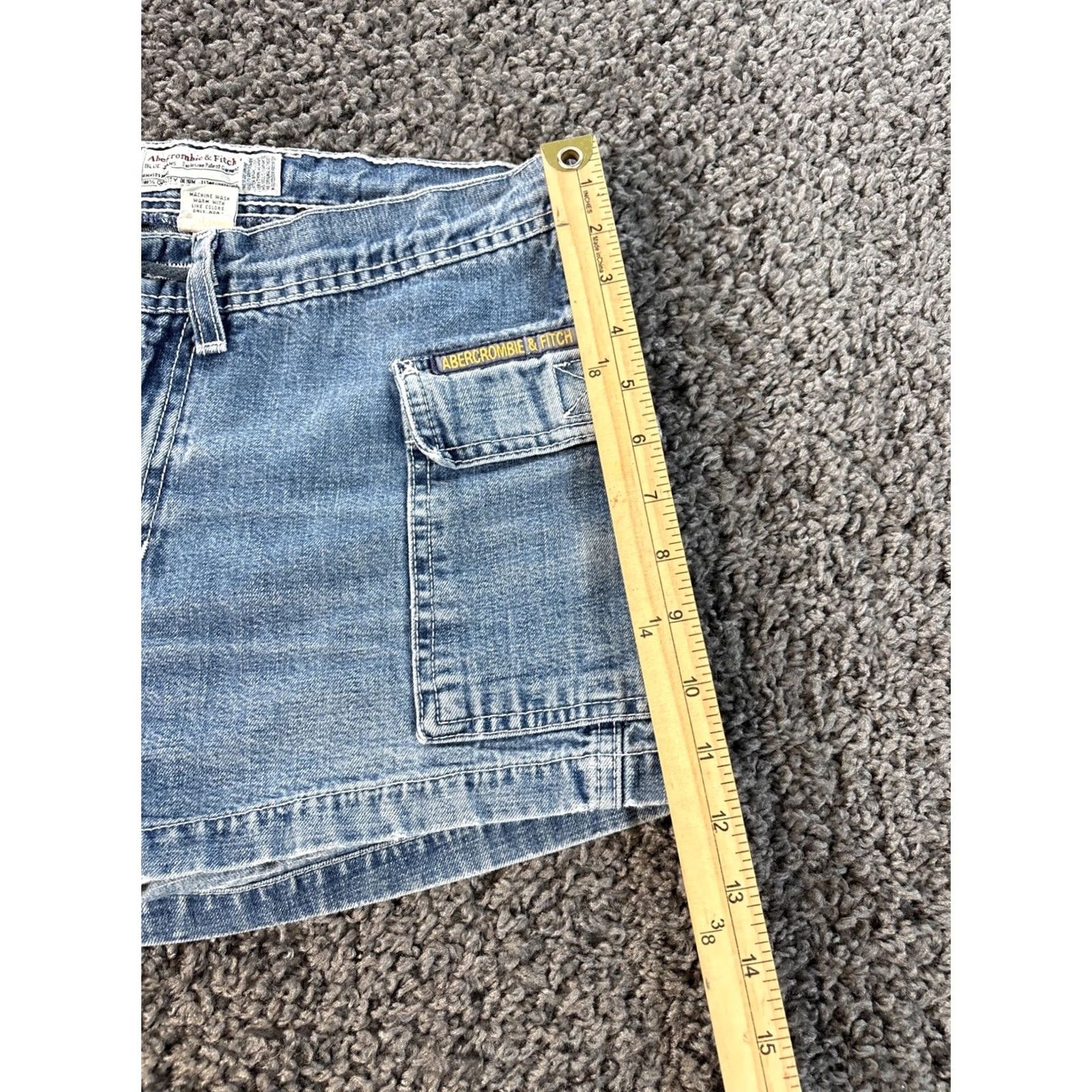 Abercrombie & Fitch VINTAGE Abercrombie Shorts Womens 28 Low Rise Light Wash Denim Cargo USA 28in Cotton Jeans Womens Size 28" / US 6 / IT 42 - 2 Thumbnail