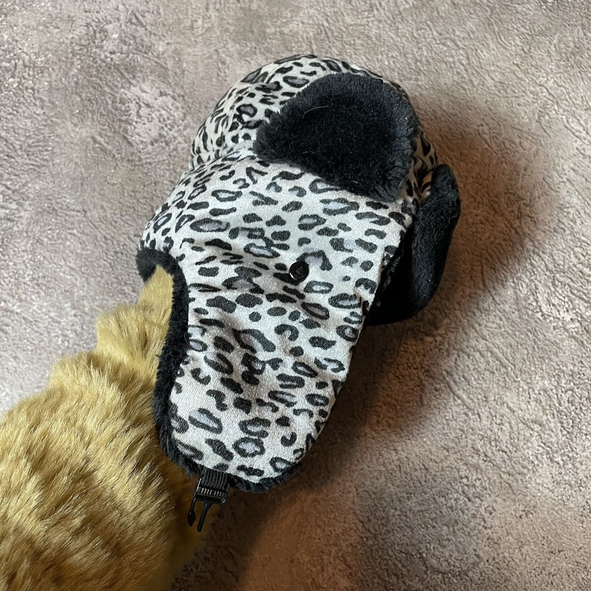 Vintage Vintage 90s Leopard Print Faux Fur Ushanka Beanie Grunge OS Size ONE SIZE - 4 Thumbnail