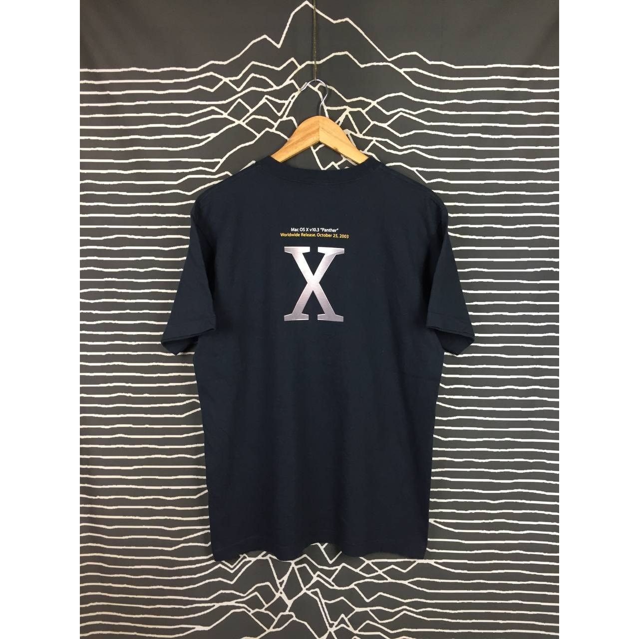 Apple Apple Mac OS X v10.3 Panther Techwear Promo Tee Size US L / EU 52-54 / 3 - 1 Thumbnail