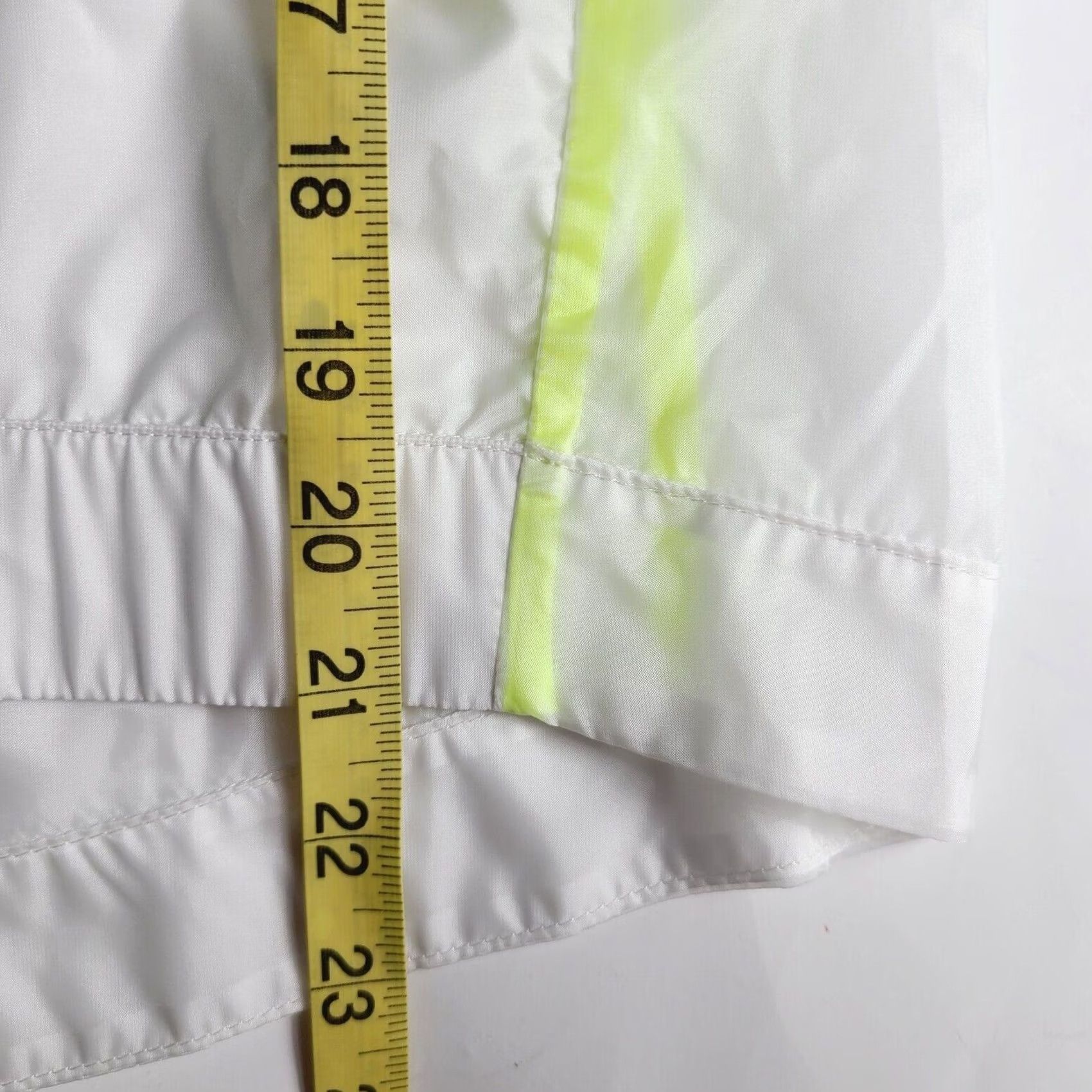 Nike Nike Windbreaker Jacket CU0043-100 White Neon Green Medium Girls Athletic Zip Geometric Lightweight Jacket Size L / US 10 / IT 46 - 7 Thumbnail