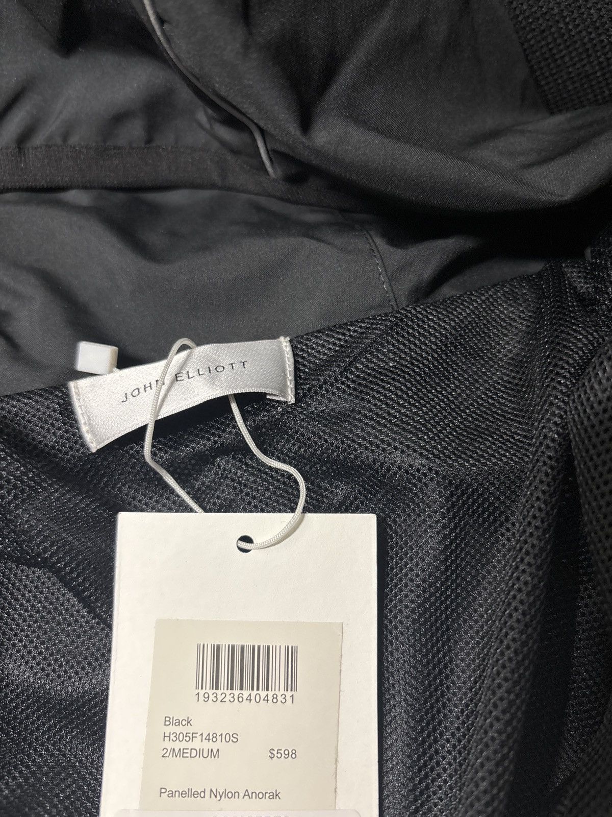 John Elliott John Elliot panelled Nylon Anorak (Black) - Size M - New Size US M / EU 48-50 / 2 - 9 Thumbnail