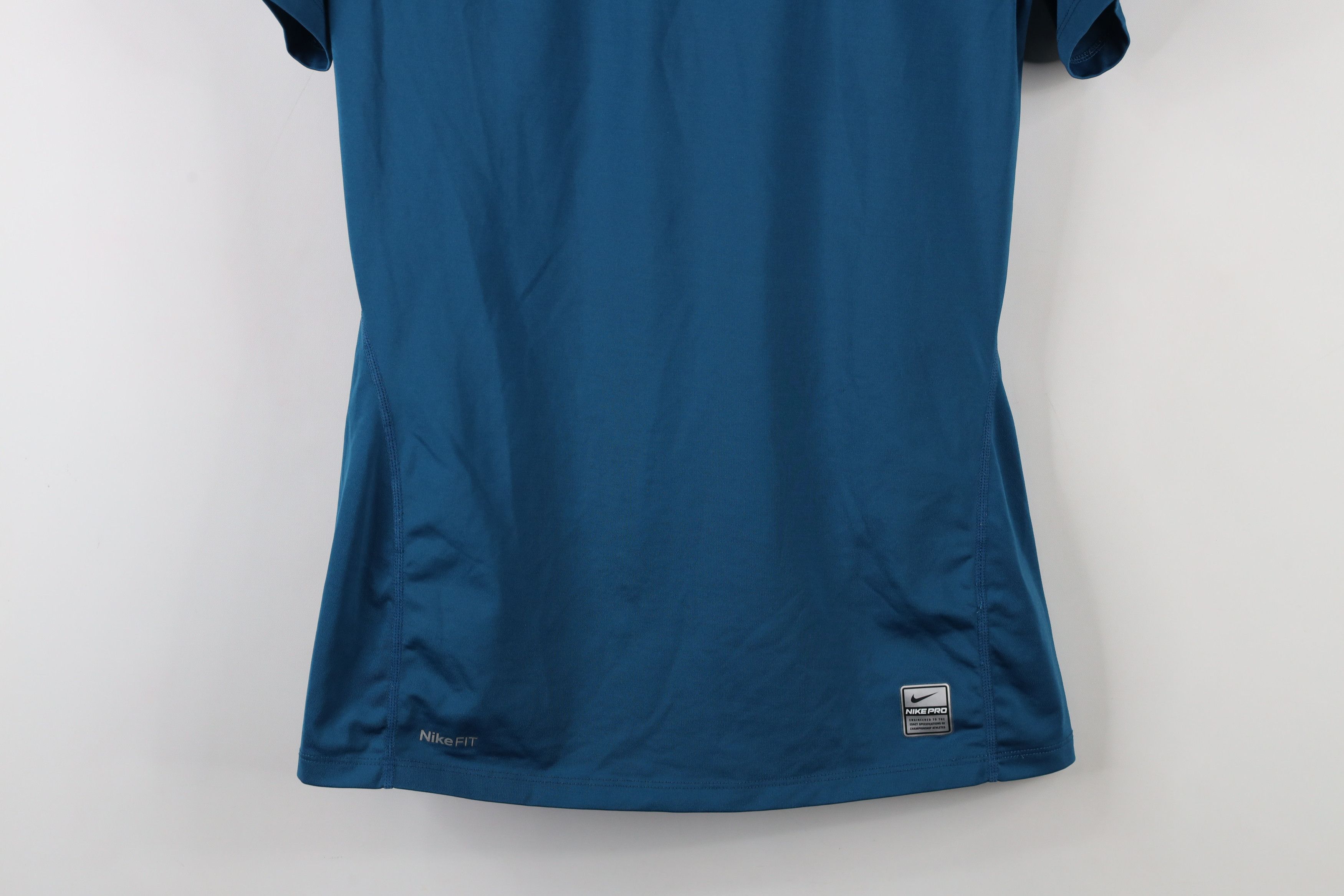 Nike × Vintage Nike Pro Combat Compression Gym Training V-Neck T-Shirt Blue Size S / US 4 / IT 40 - 3 Thumbnail