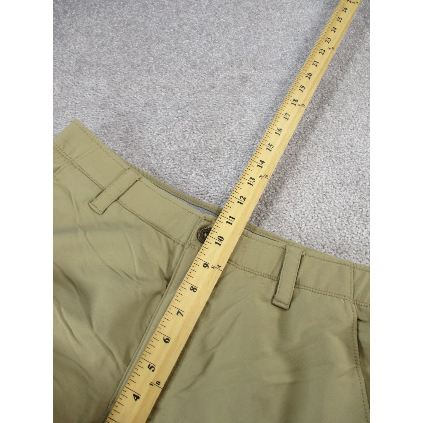 Under Armour Under Armour Shorts Mens 34 Heatgear Chino Casual Travel Workwear Nylon Polyester Spandex Beige 34 Mens Size US 34 / EU 50 - 7 Thumbnail