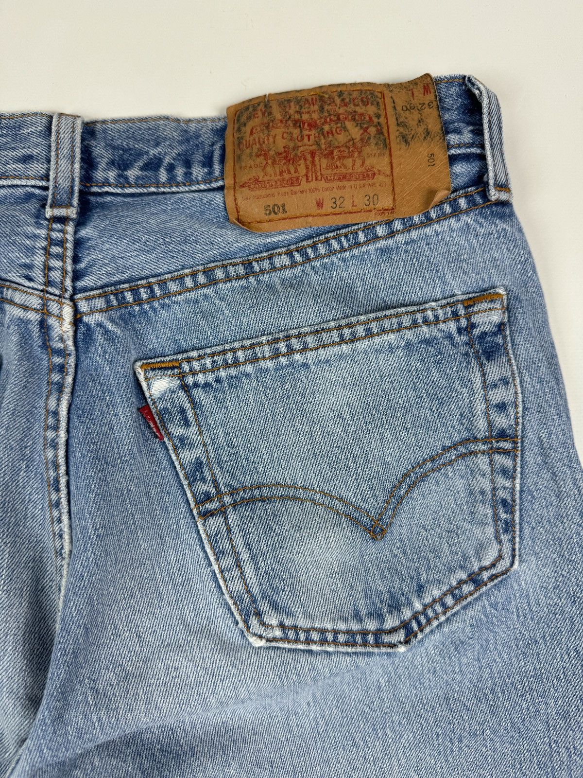 Levi's 90’s Distressed Levi’s 501 Washed Blue Jeans Pants Made USA Size US 32 / EU 48 - 15 Thumbnail