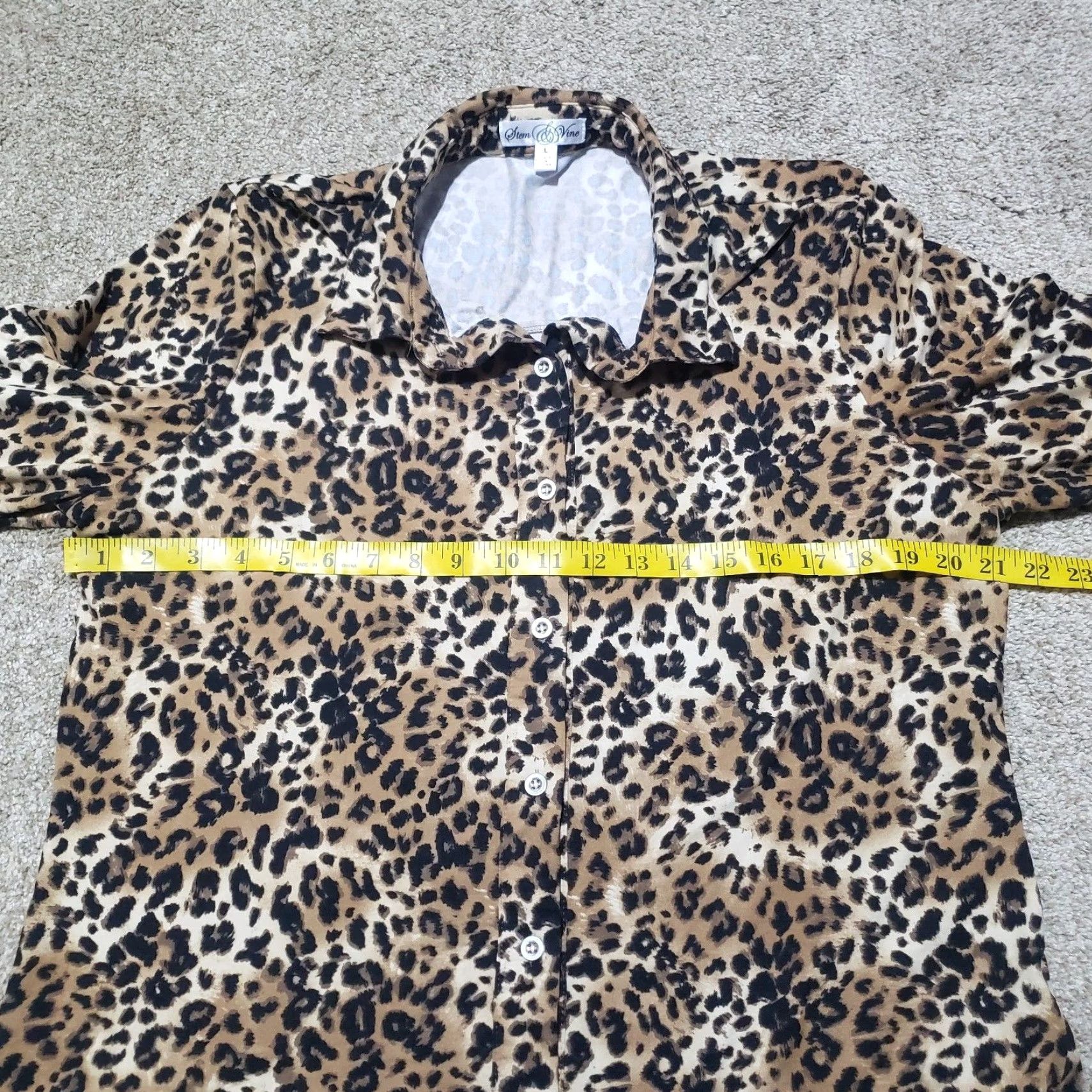 Vintage Stem & Vine Shirt Women L Brown Animal Print Button Blouse Long Sleeve V-Neck Adjustable Strap Roll Tab Sleeve All Seasons Slim Regular Size L / US 10 / IT 46 - 4 Thumbnail