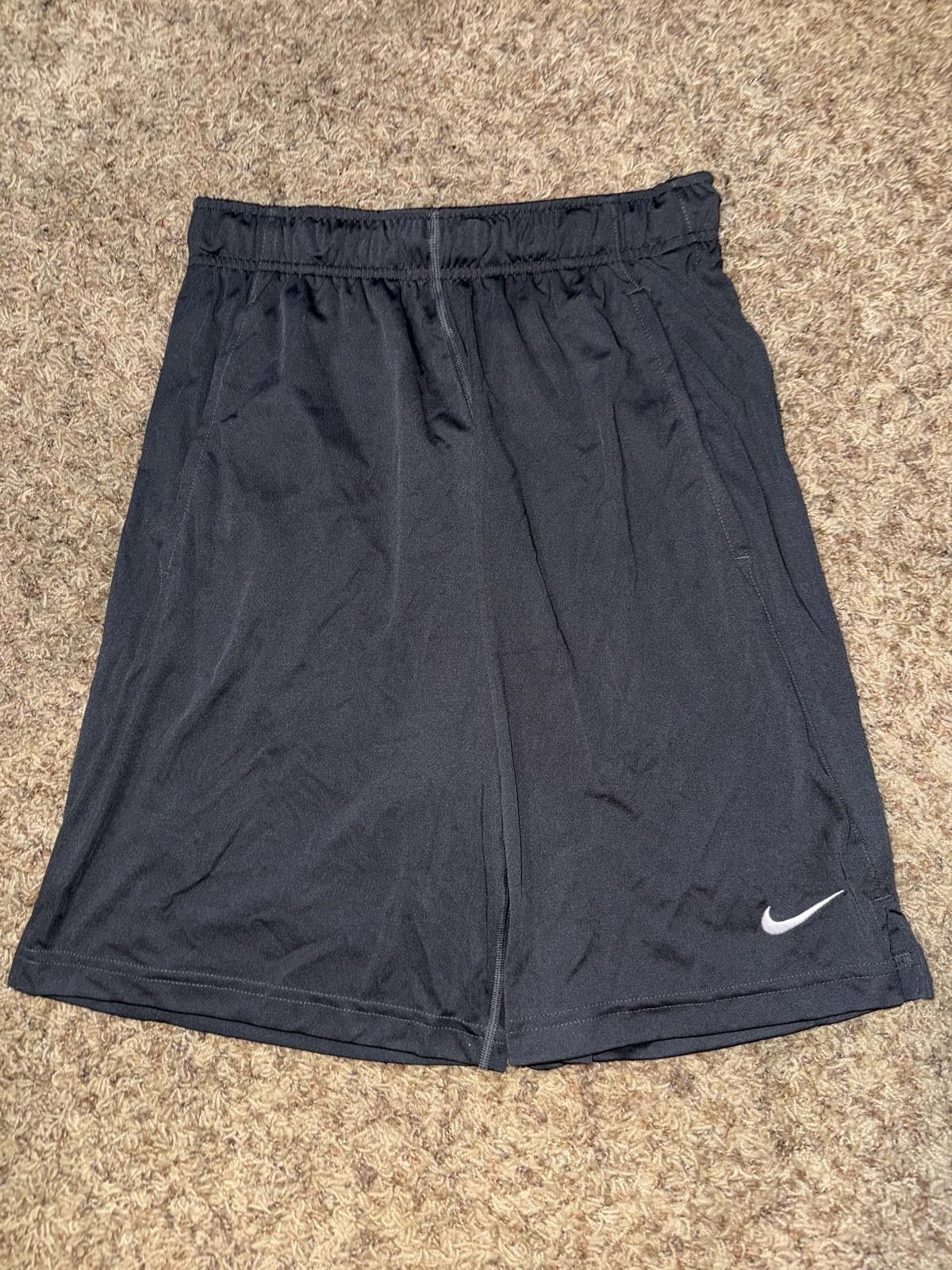 Nike Nike Men’s 2-pocket Dri-Fit Fly Shorts Size US 32 / EU 48 - 1 Thumbnail