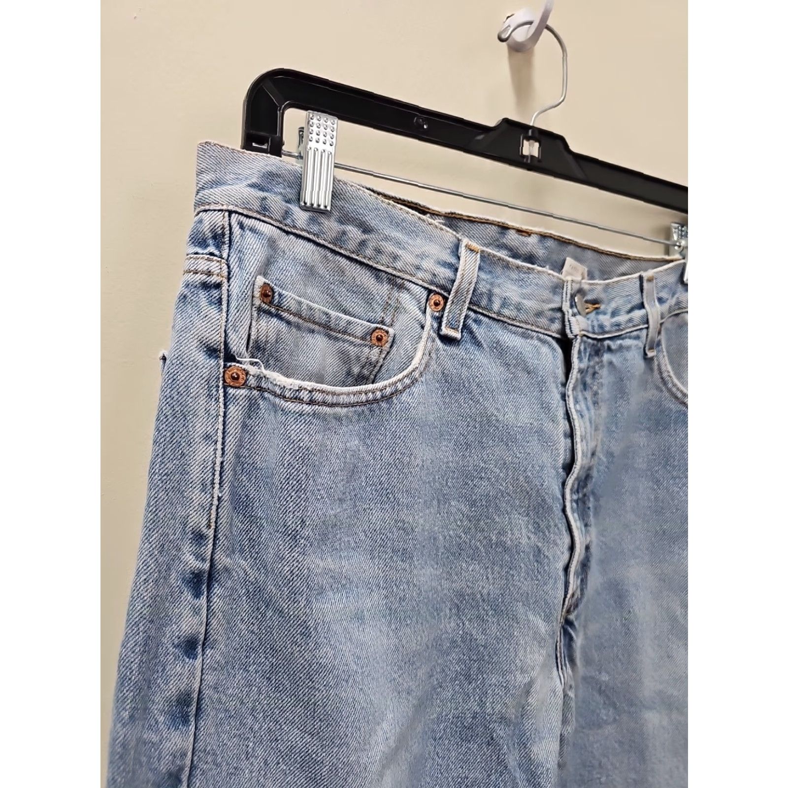Levi's VINTAGE Levi's 505 Jeans Shirt? (Note: This seems incorrect) Size US 34 / EU 50 - 6 Thumbnail