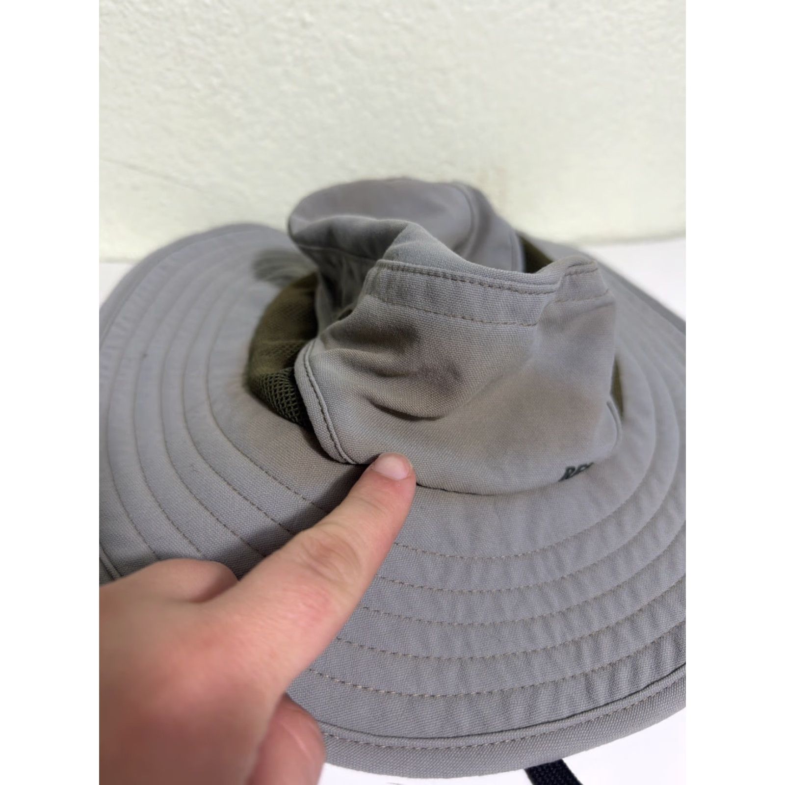 Vintage REI Gray Boonie Hat Fishing Hiking Coolmax Nylon Vented Size M Stains Men Size ONE SIZE - 2 Thumbnail