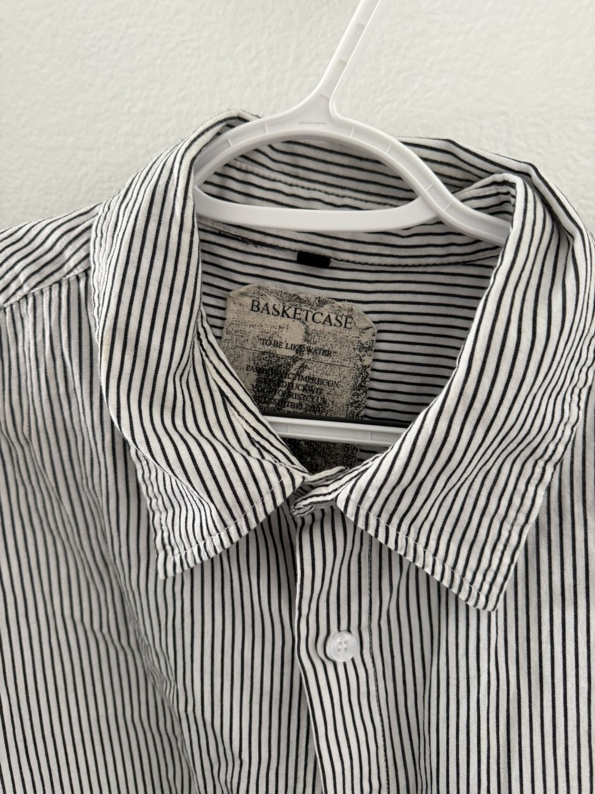 basketcase gallery Basketcase gallery cropped work shirt with alien back print Size US L / EU 52-54 / 3 - 3 Thumbnail
