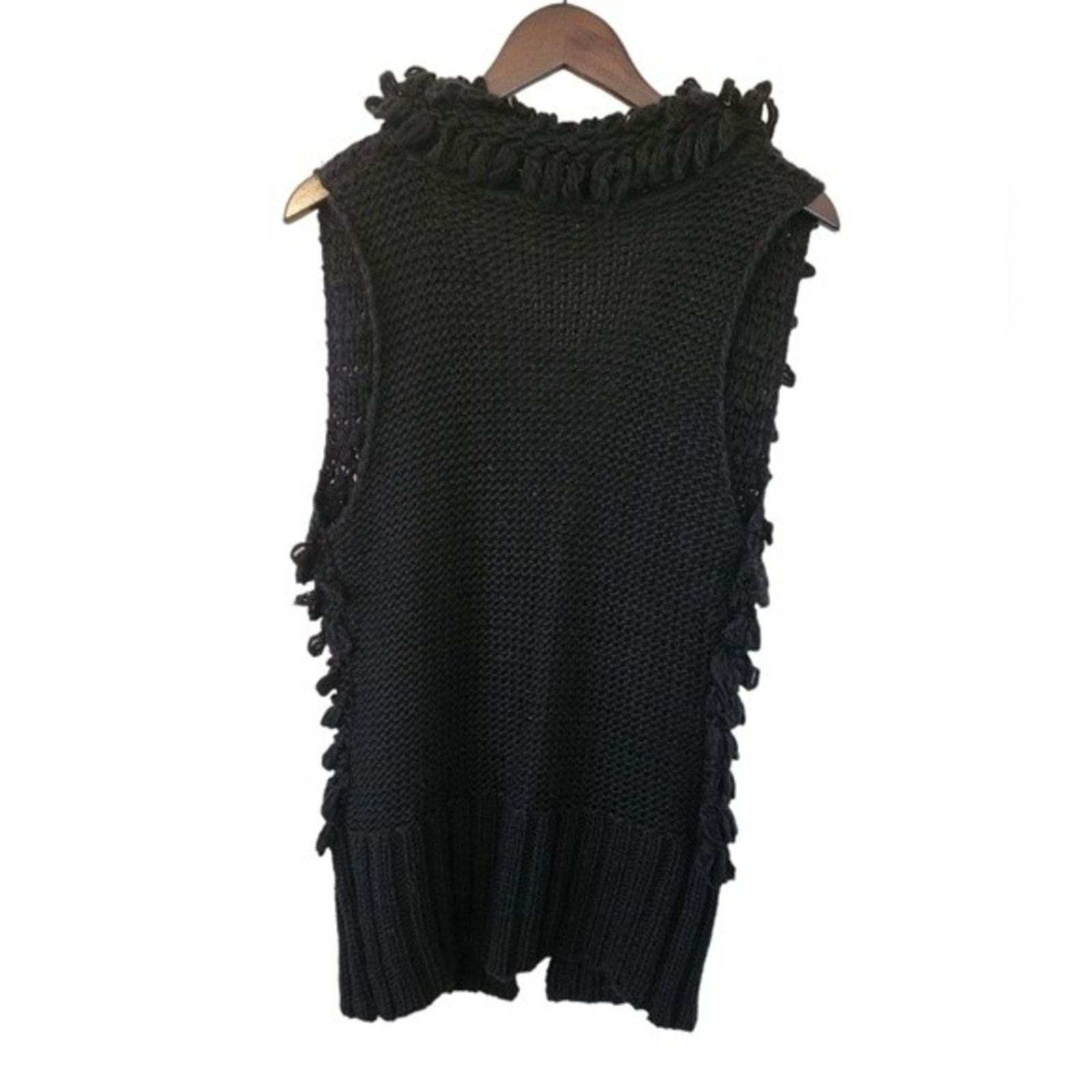 Bcbgmaxazria BcBg MaxAzria Fuzzy Sweater Vest Medium Size M / US 6-8 / IT 42-44 - 2 Thumbnail