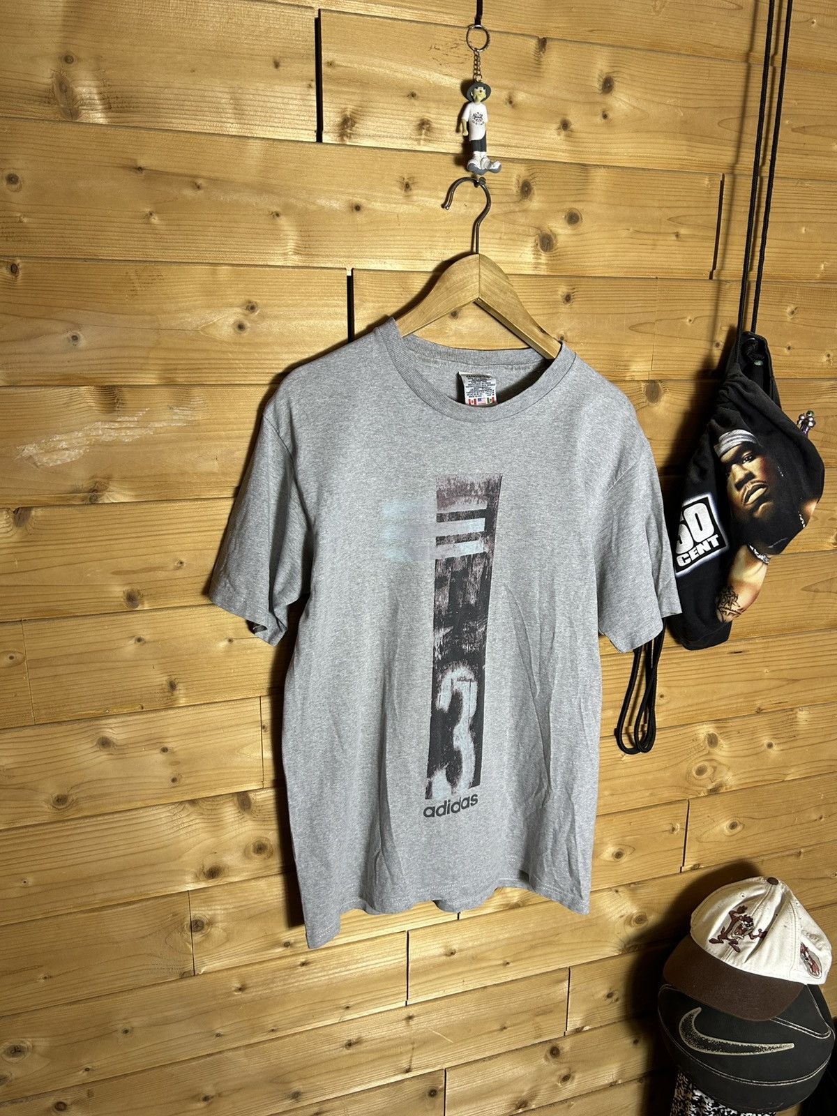Adidas Vintage Adidas Graphic Tee Size US S / EU 44-46 / 1 - 1 Thumbnail