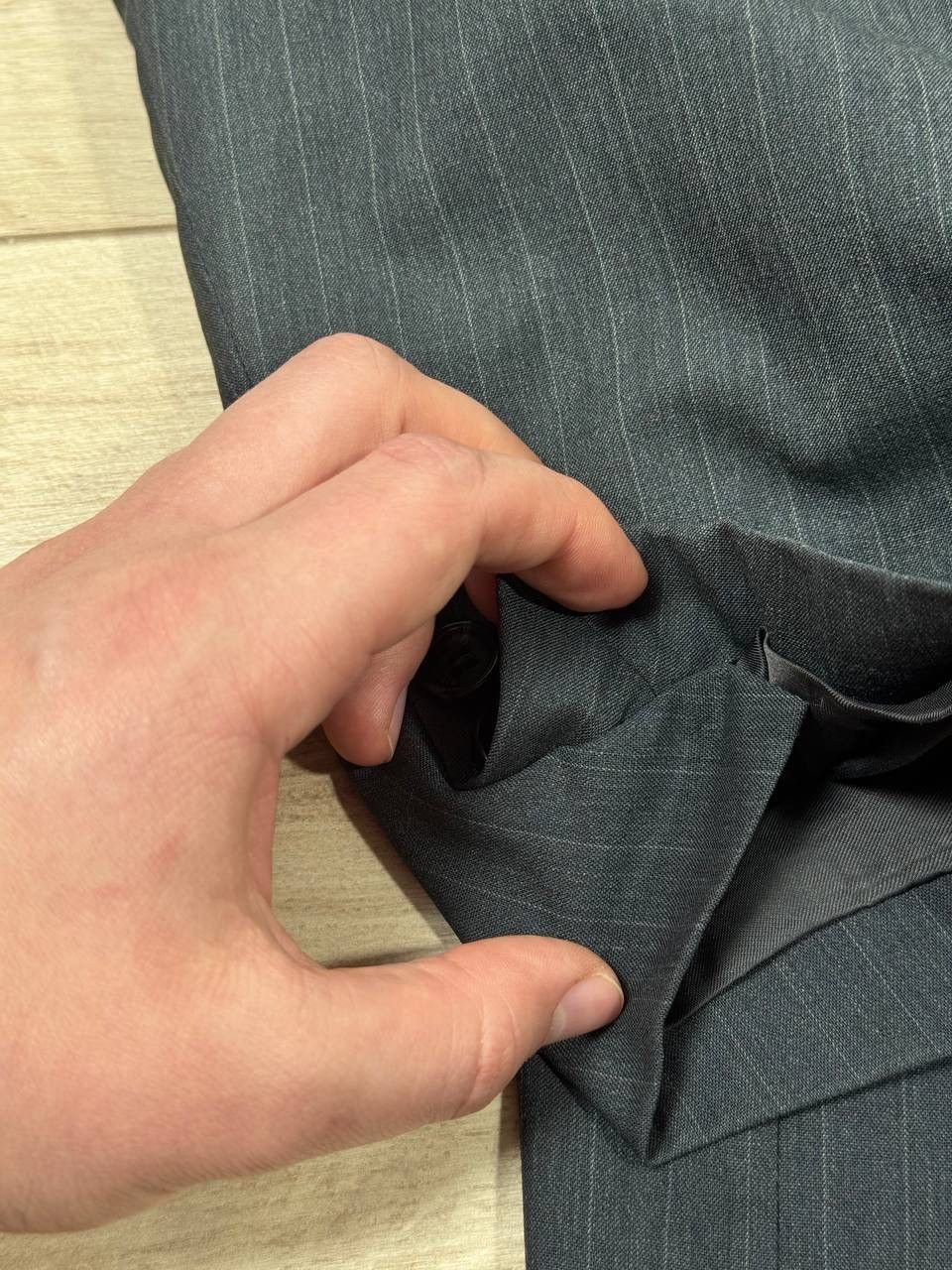 Fendi Vtg Fendi Uomo Pinstripe Suit Jacket Blazer Gray Wool Size 44L - 3 Thumbnail