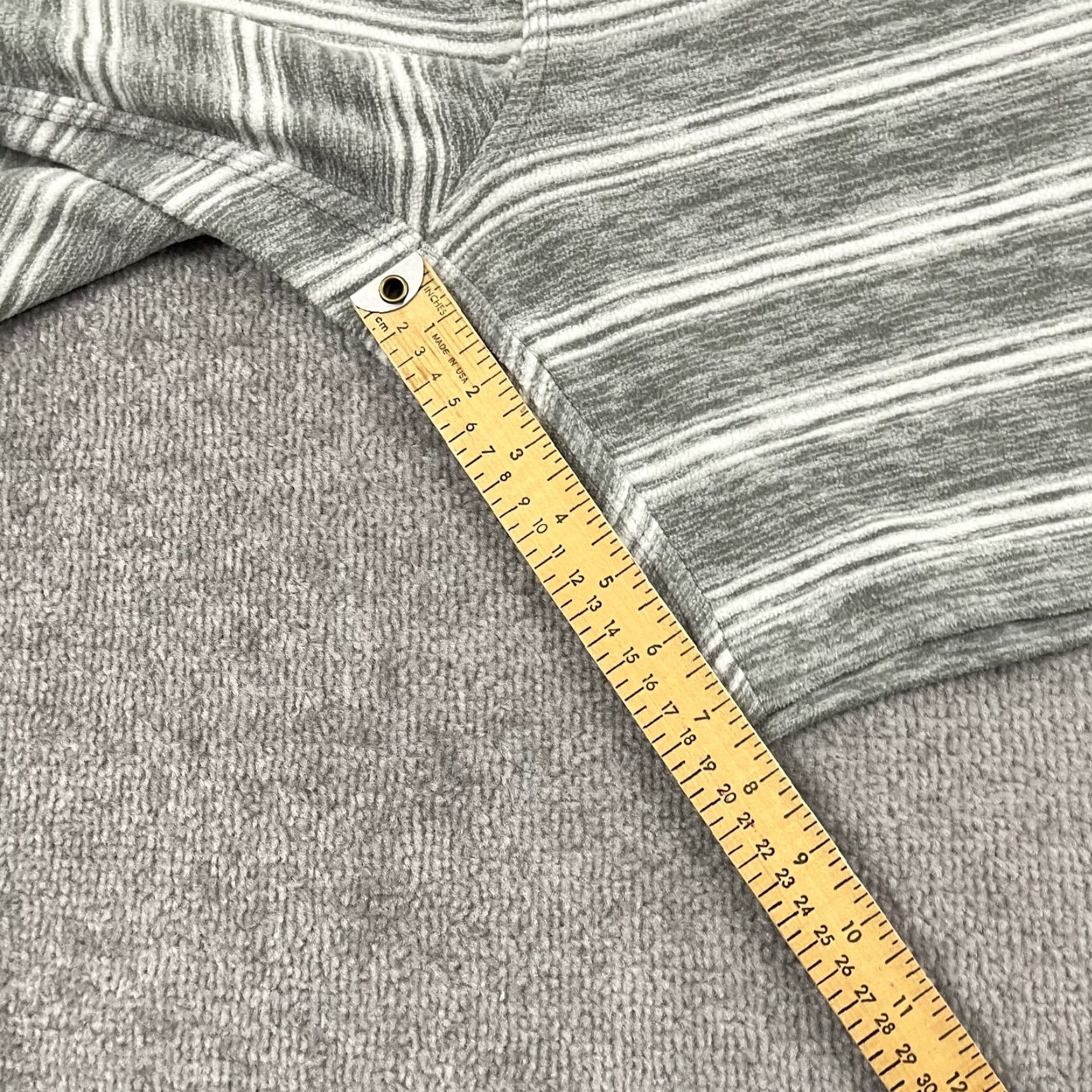 Vissla Vissla Sofa Surfer Shorts Mens 2XL / 8" Gray Striped Knit Lounge Comfort Casual Shirt Size US 39 - 6 Thumbnail