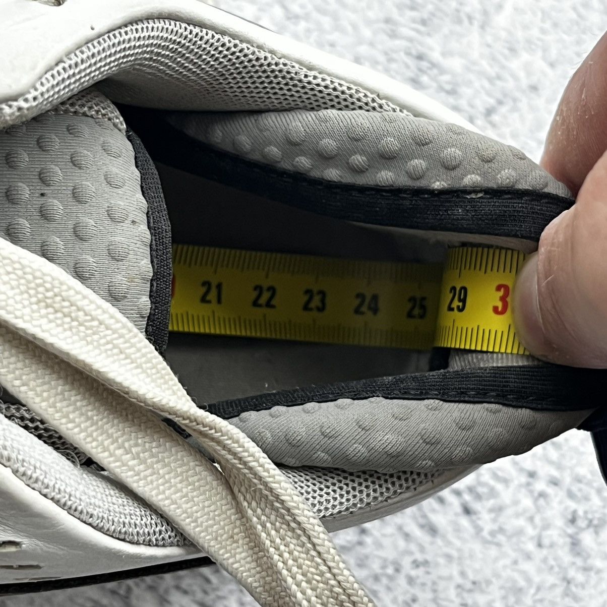 Acne Studios Acne Studios Manhattan White Sneakers Size US 8 / IT 38 - 14 Thumbnail