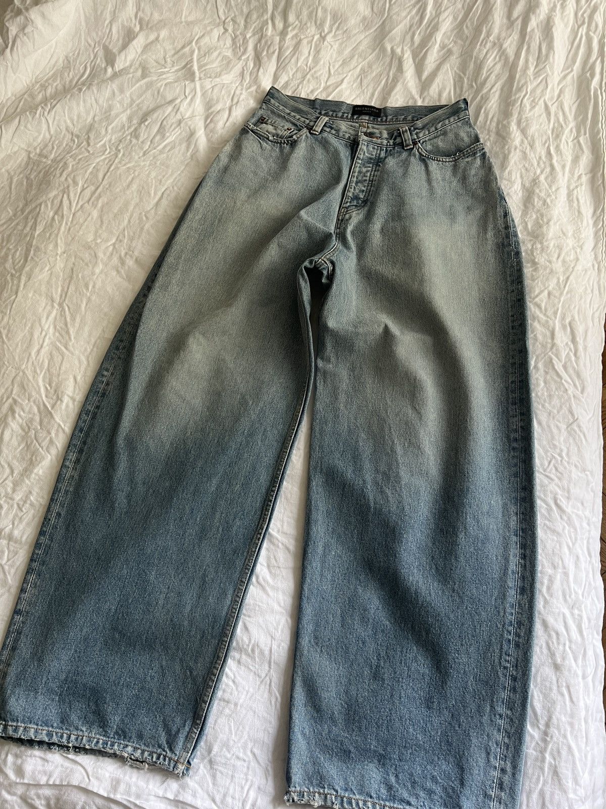 Balenciaga Balenciaga Baggy Jeans Washed Blue Color XS Size US 30 / EU 46 - 3 Thumbnail
