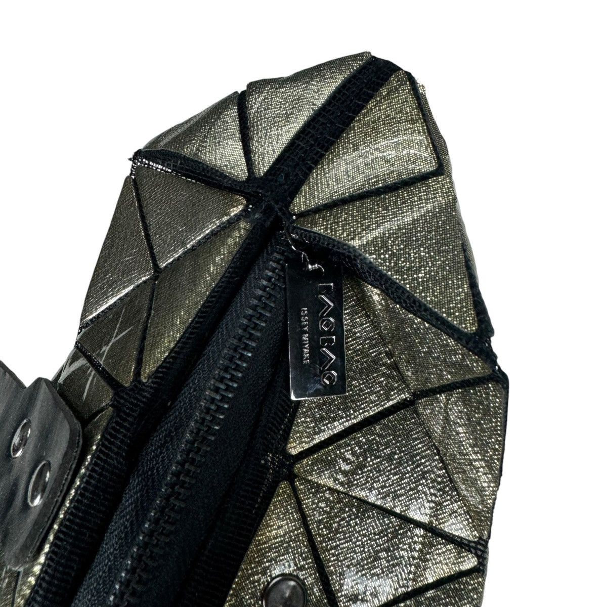 Issey Miyake 🌟BAO BAO ISSEY MIYAKE PLEATS TOTE BAG Size ONE SIZE - 10 Thumbnail