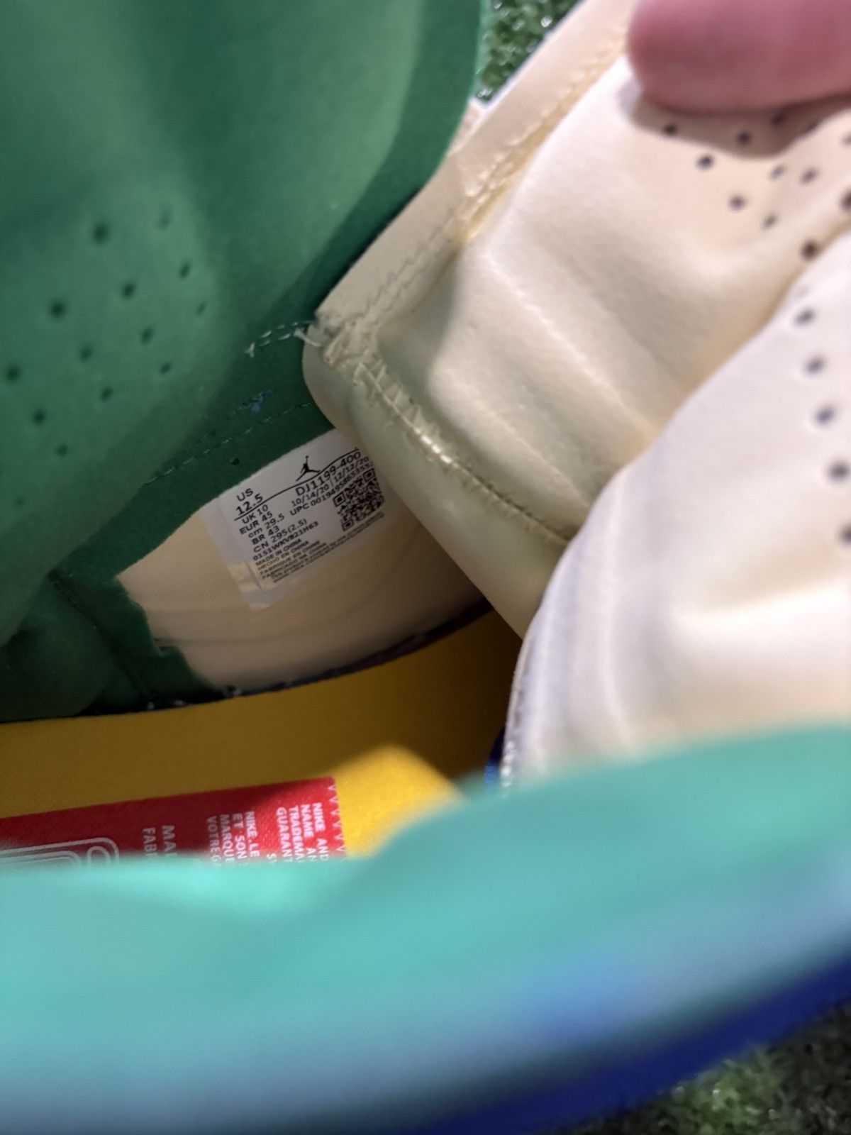 Jordan Brand DS WMNS AIR JORDAN 1 ZOOM CMFT X ALEALI MAY Size US 11 / EU 44 - 5 Thumbnail