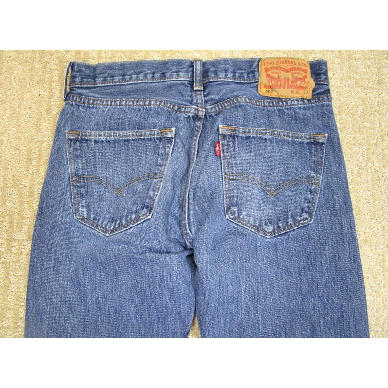 Levi's Levi's 501 Jeans Men 30x30 Blue Button Fly Regular Fit Denim Pant Dark Wash Size US 30 / EU 46 - 4 Thumbnail