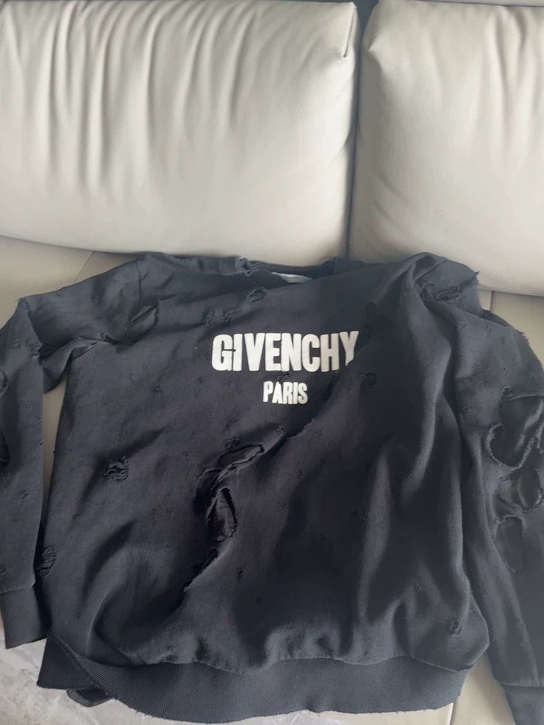 Givenchy Givenchy Short-sleeved T-shirt, size S, shoulder width 42 Size US L / EU 52-54 / 3 - 1 Thumbnail