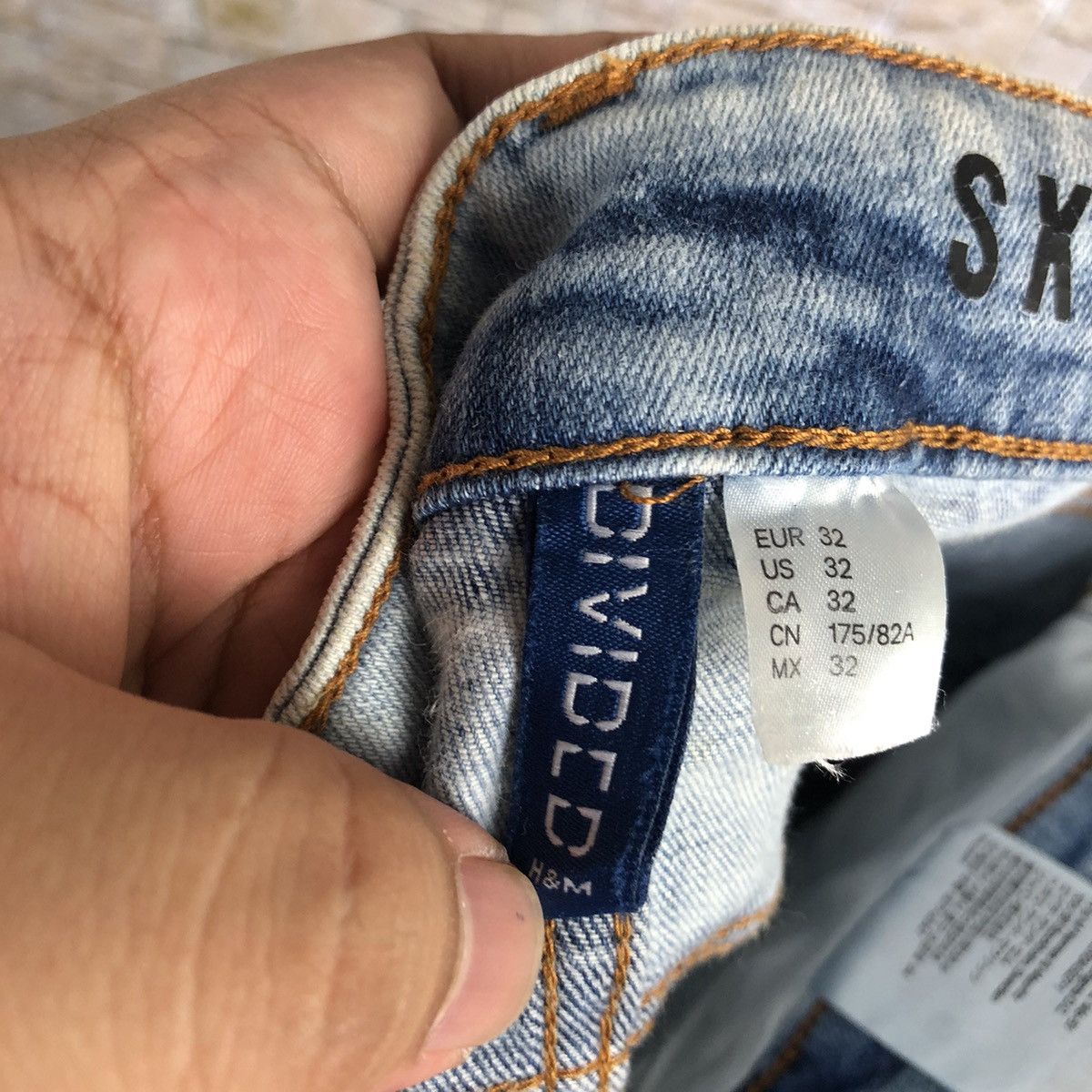 Vintage H&M Blue Distressed ripped Denim Pants #A453 Size US 32 / EU 48 - 23 Thumbnail