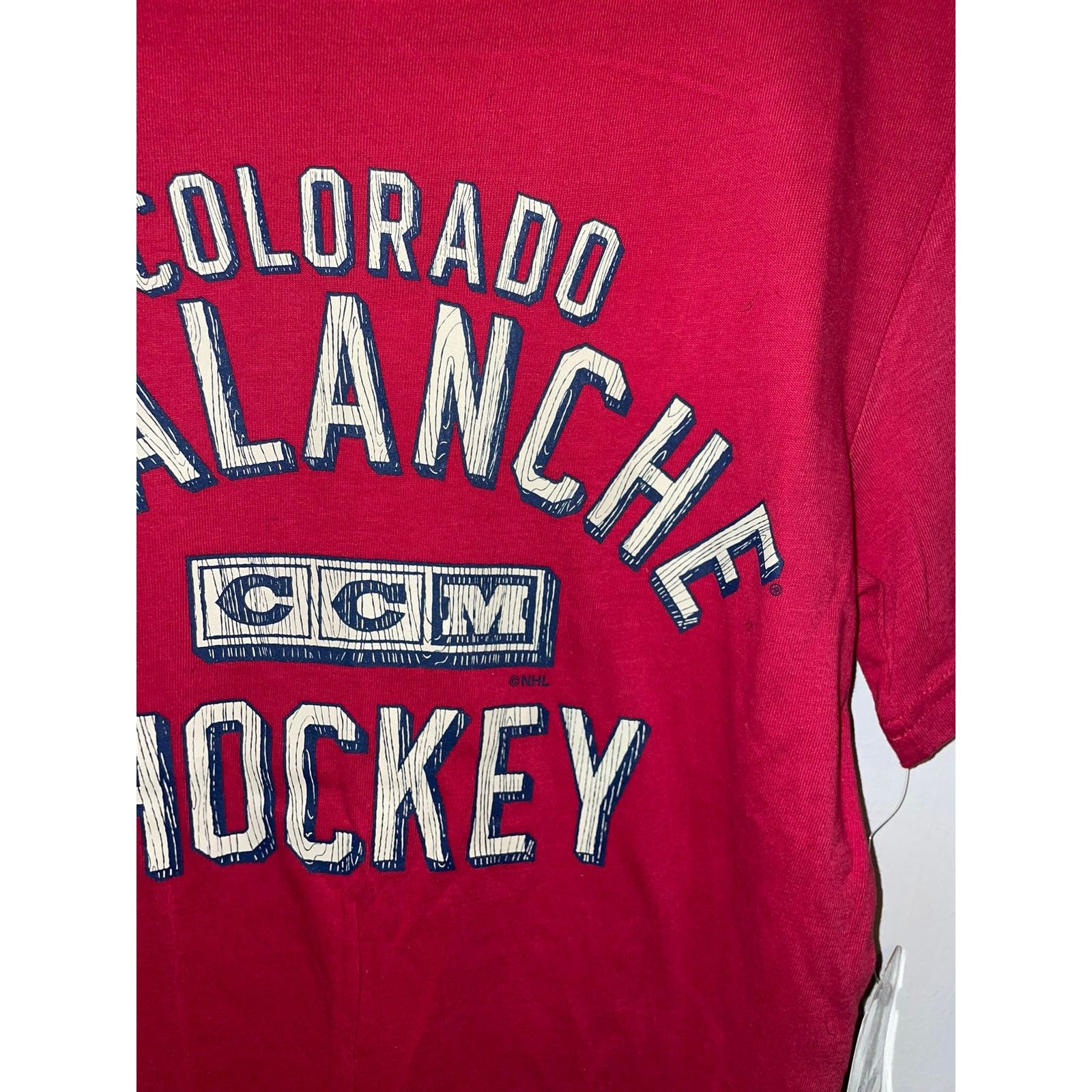 Ccm Colorado Avalanche CCM Shirt Hockey NHL Red Tee NWT Small Size US S / EU 44-46 / 1 - 3 Thumbnail