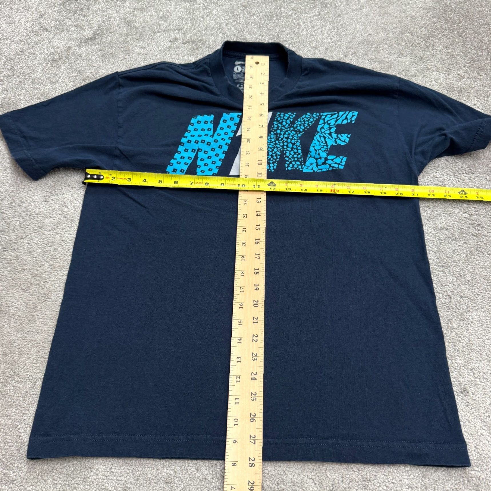 Nike VINTAGE Nike T-Shirt Mens Large Navy Blue Crew Neck 90s Y2K Athletic Short Sleeve Cotton Tee Shirt Mens Size US L / EU 52-54 / 3 - 6 Thumbnail