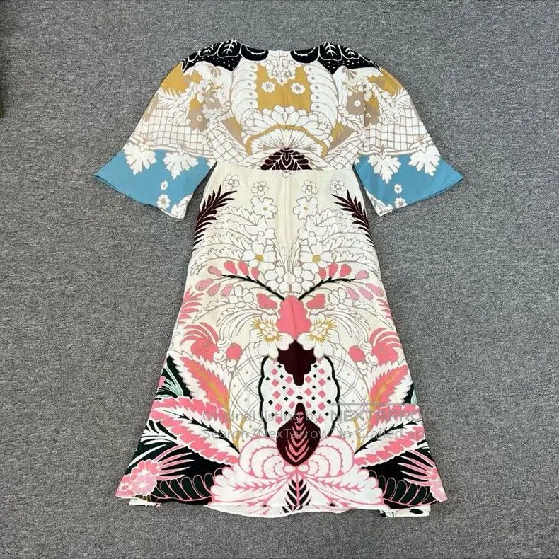 Valentino Valentino silk print dress Size S / US 4 / IT 40 - 2 Thumbnail